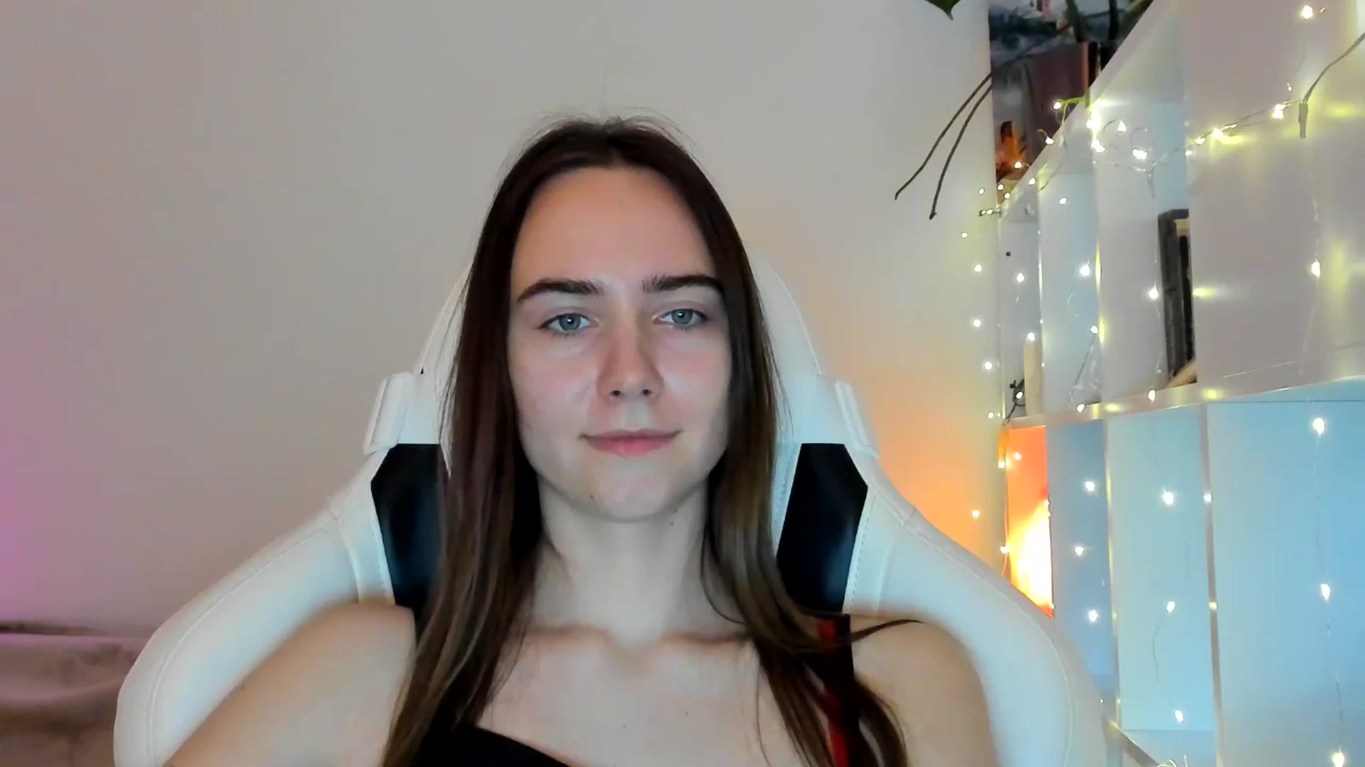 Gallery image thumbnail from OhAlisa's myfreecams stream on, 02/08/2026, 15:40 image 9 of 20