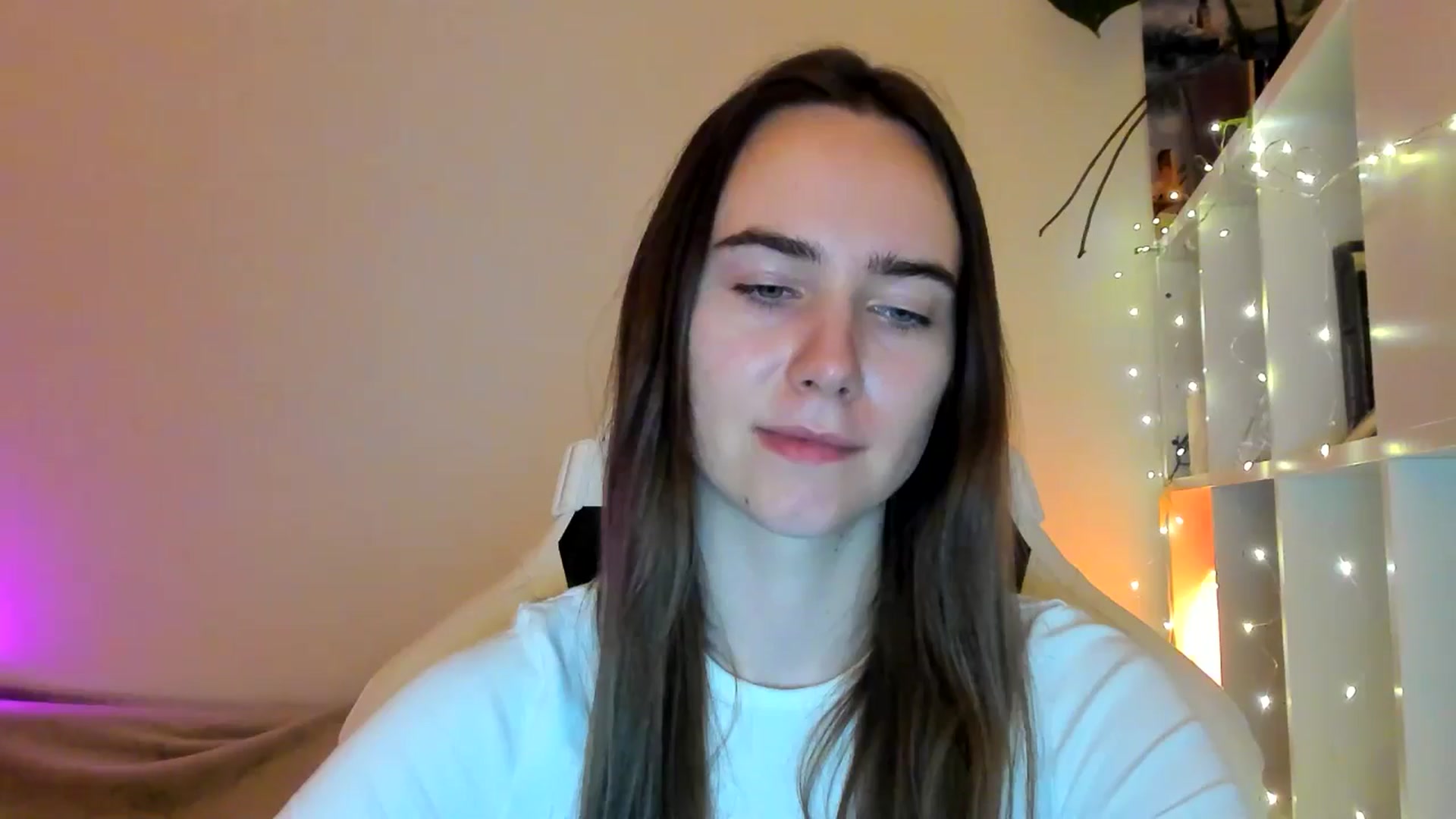 Gallery image thumbnail from OhAlisa's myfreecams stream on, 02/08/2026, 19:01 image 15 of 20
