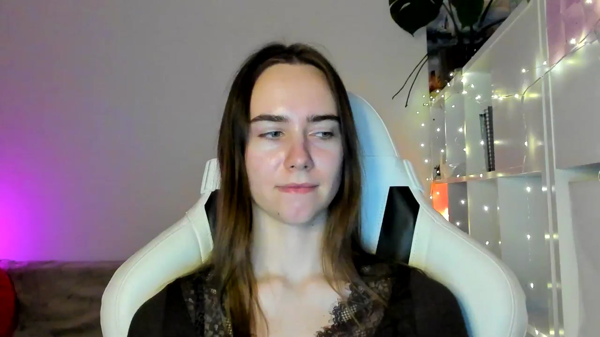 Gallery image thumbnail from OhAlisa's myfreecams stream on, 02/11/2026, 16:04 image 20 of 20