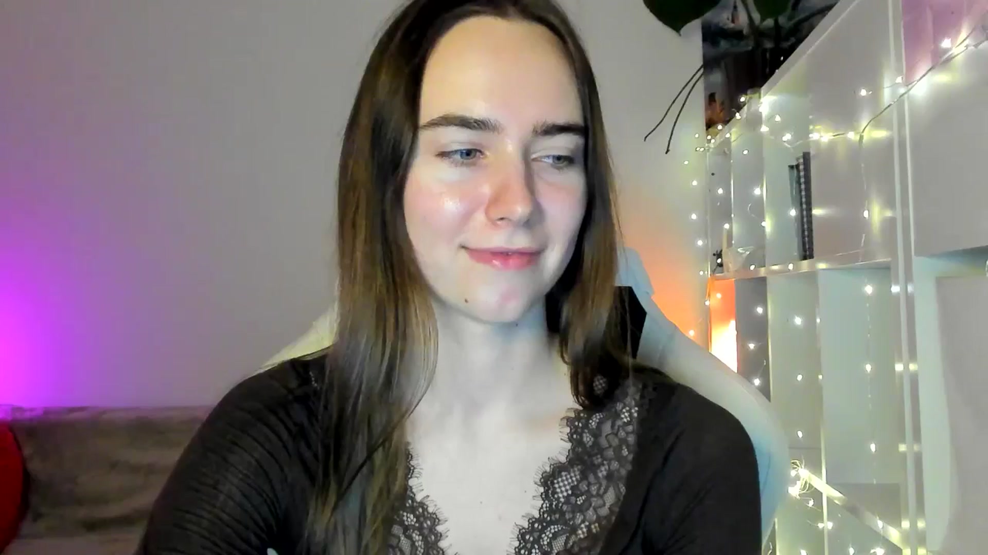 Gallery image thumbnail from OhAlisa's myfreecams stream on, 02/11/2026, 16:45 image 2 of 20