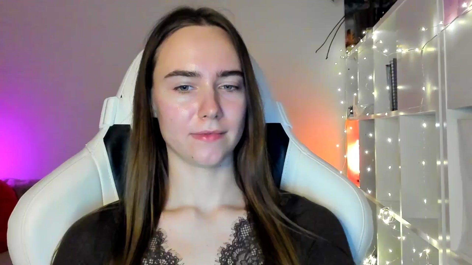 Gallery image thumbnail from OhAlisa's myfreecams stream on, 02/11/2026, 16:45 image 11 of 20