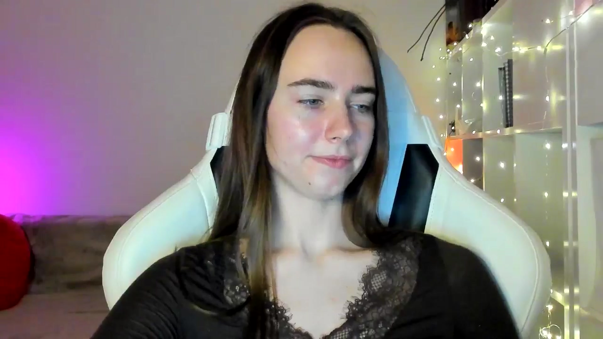 Gallery image thumbnail from OhAlisa's myfreecams stream on, 02/11/2026, 18:23 image 8 of 20