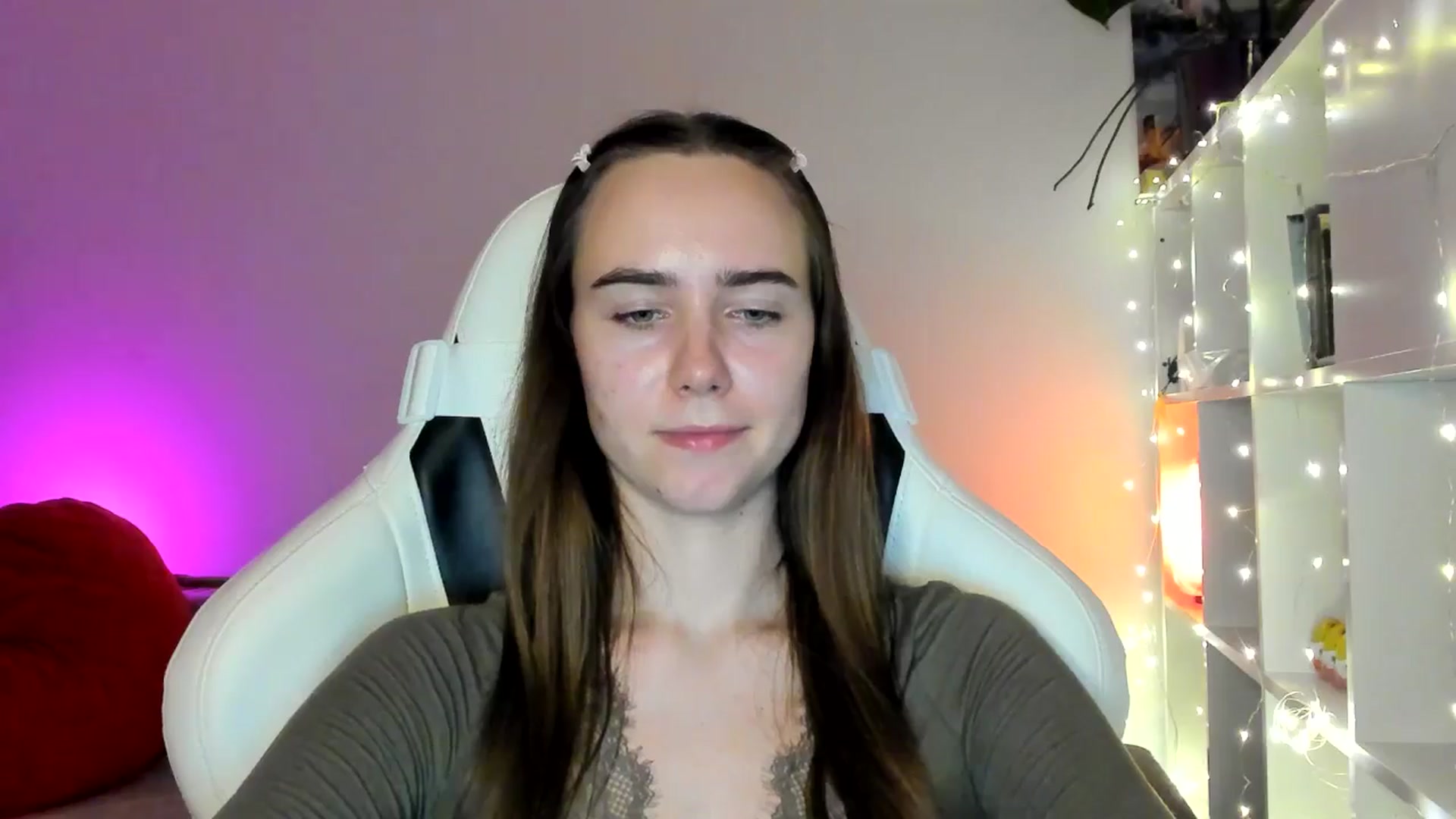 Gallery image thumbnail from OhAlisa's myfreecams stream on, 02/13/2026, 19:09 image 13 of 20