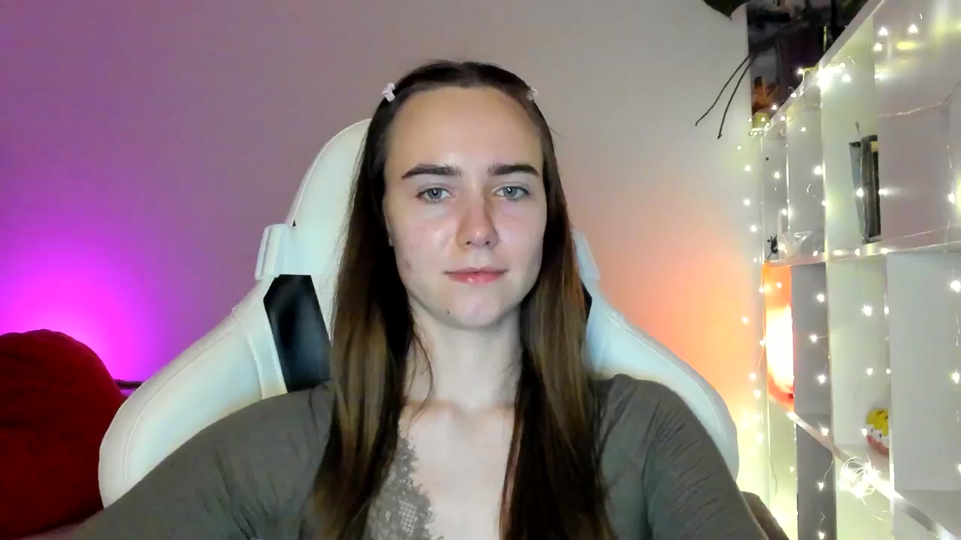 Gallery image thumbnail from OhAlisa's myfreecams stream on, 02/13/2026, 19:09 image 11 of 20