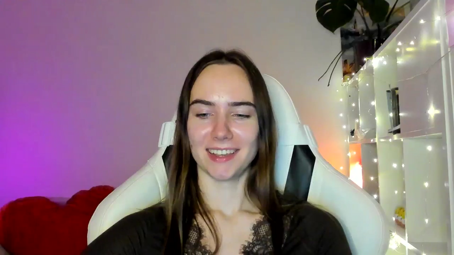 Gallery image thumbnail from OhAlisa's myfreecams stream on, 02/15/2026, 16:35 image 19 of 20