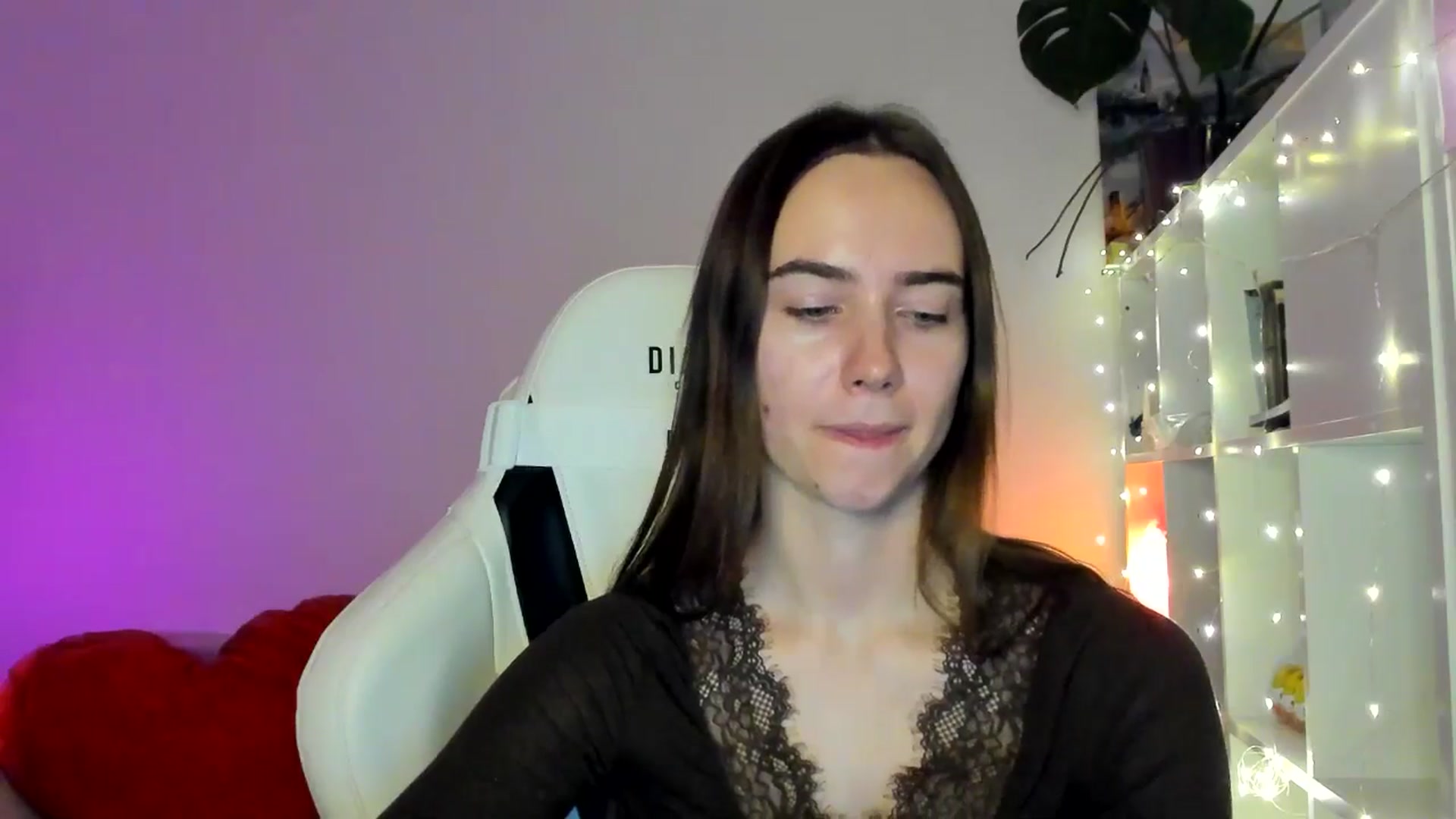 Gallery image thumbnail from OhAlisa's myfreecams stream on, 02/15/2026, 16:35 image 9 of 20