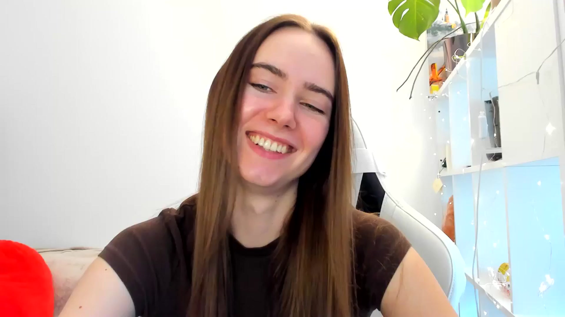 Gallery image thumbnail from OhAlisa's myfreecams stream on, 02/22/2026, 13:20 image 1 of 20