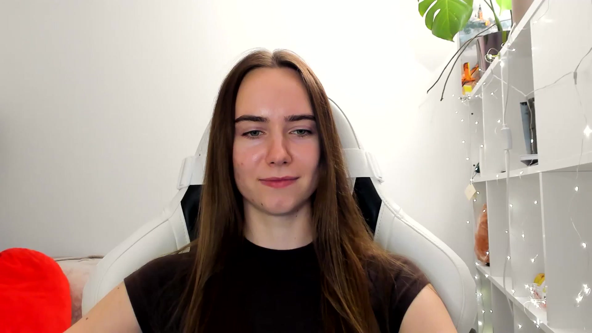 Gallery image thumbnail from OhAlisa's myfreecams stream on, 02/22/2026, 18:11 image 13 of 20