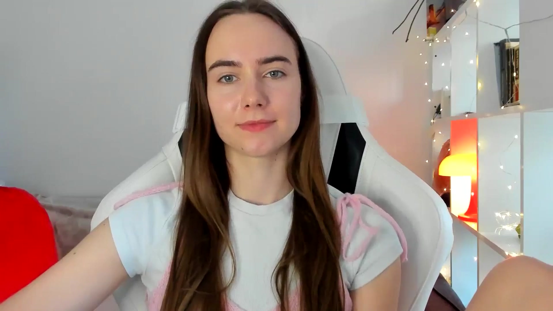 Gallery image thumbnail from OhAlisa's myfreecams stream on, 03/01/2026, 15:21 image 19 of 20