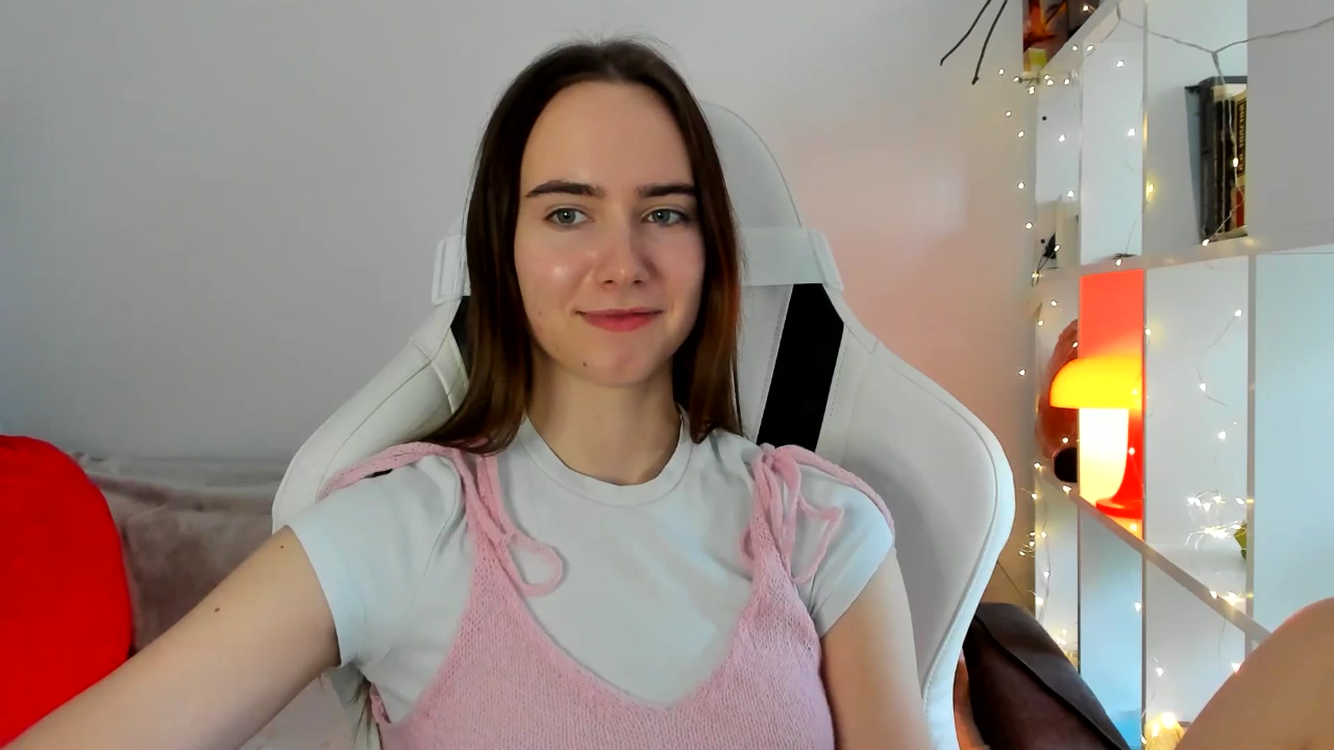 Gallery image thumbnail from OhAlisa's myfreecams stream on, 03/01/2026, 15:21 image 8 of 20