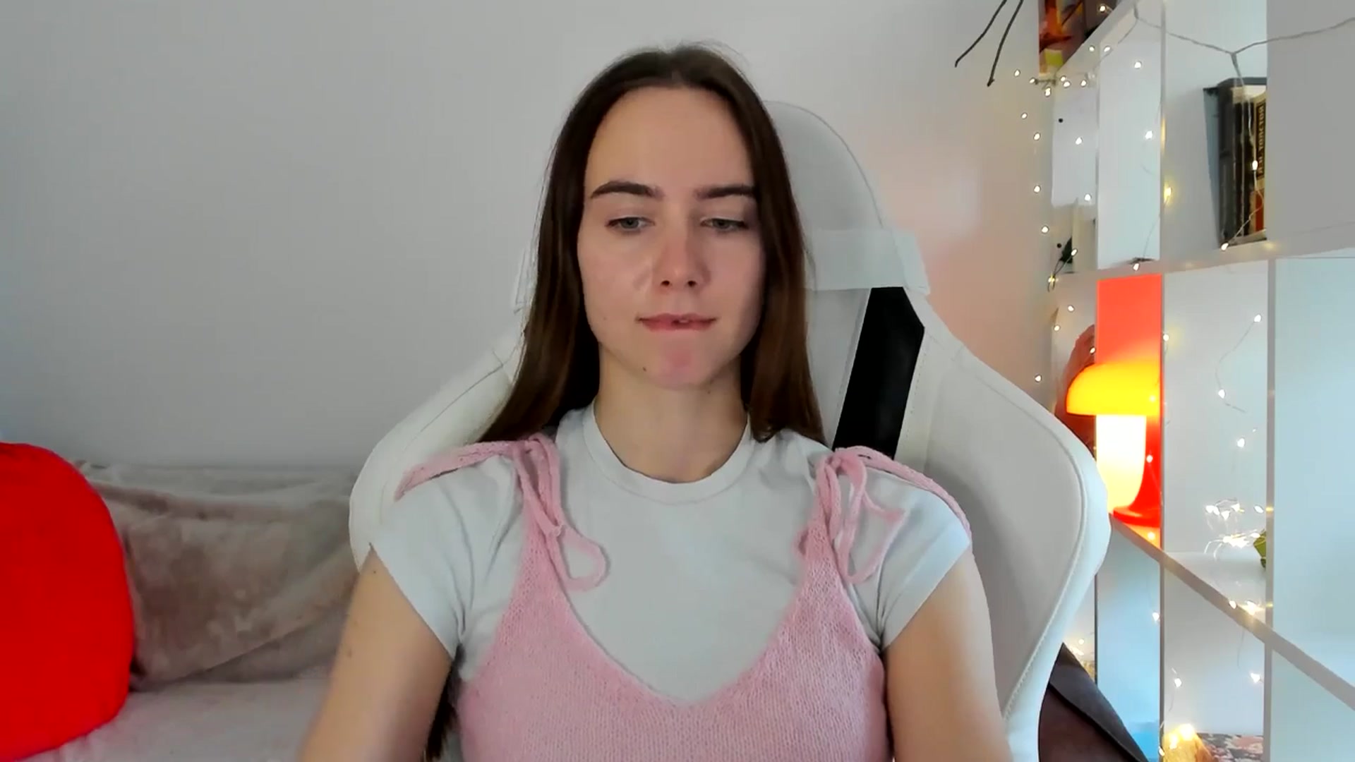 Gallery image thumbnail from OhAlisa's myfreecams stream on, 03/01/2026, 15:21 image 3 of 20