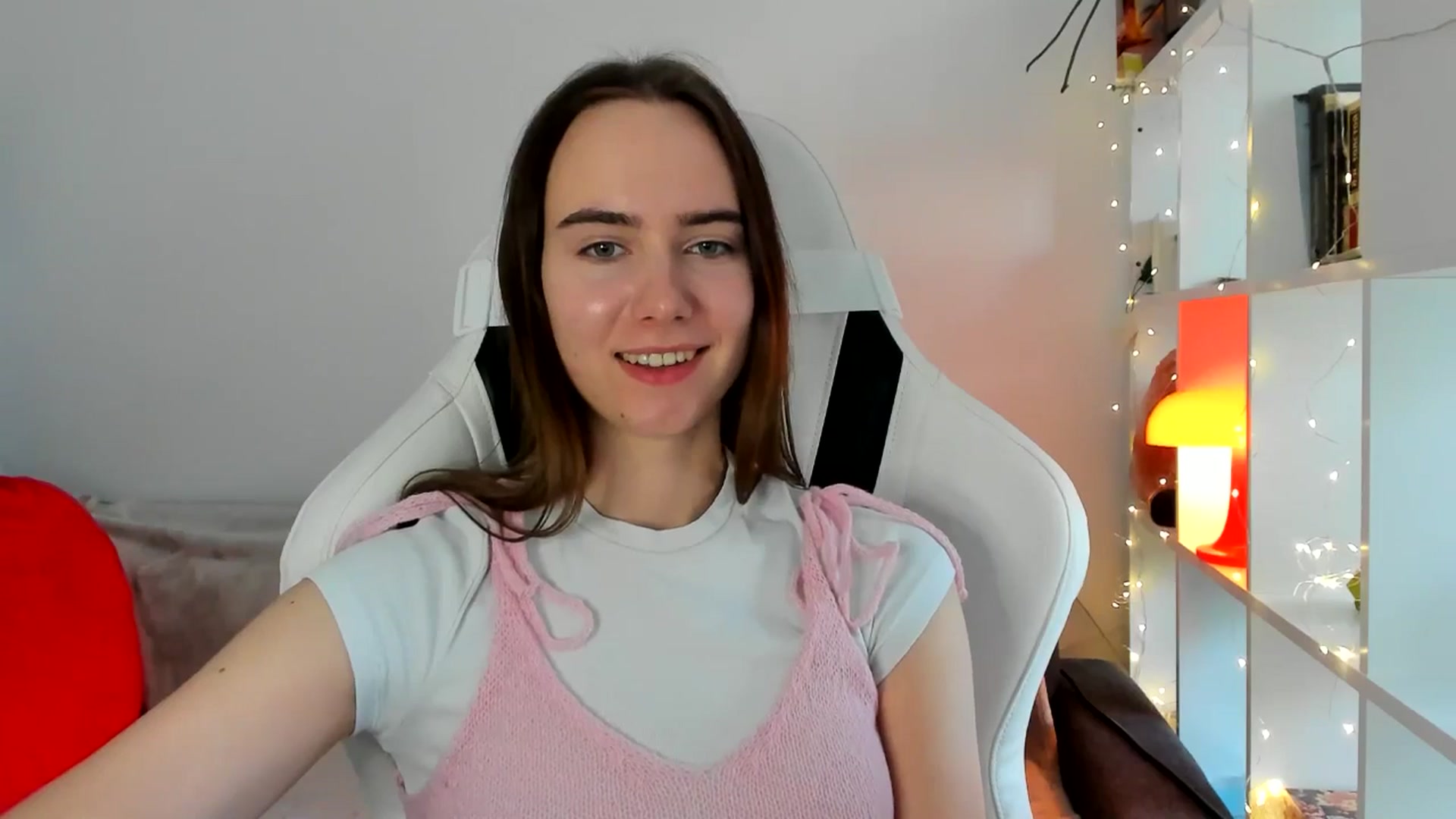 Gallery image thumbnail from OhAlisa's myfreecams stream on, 03/01/2026, 15:21 image 17 of 20
