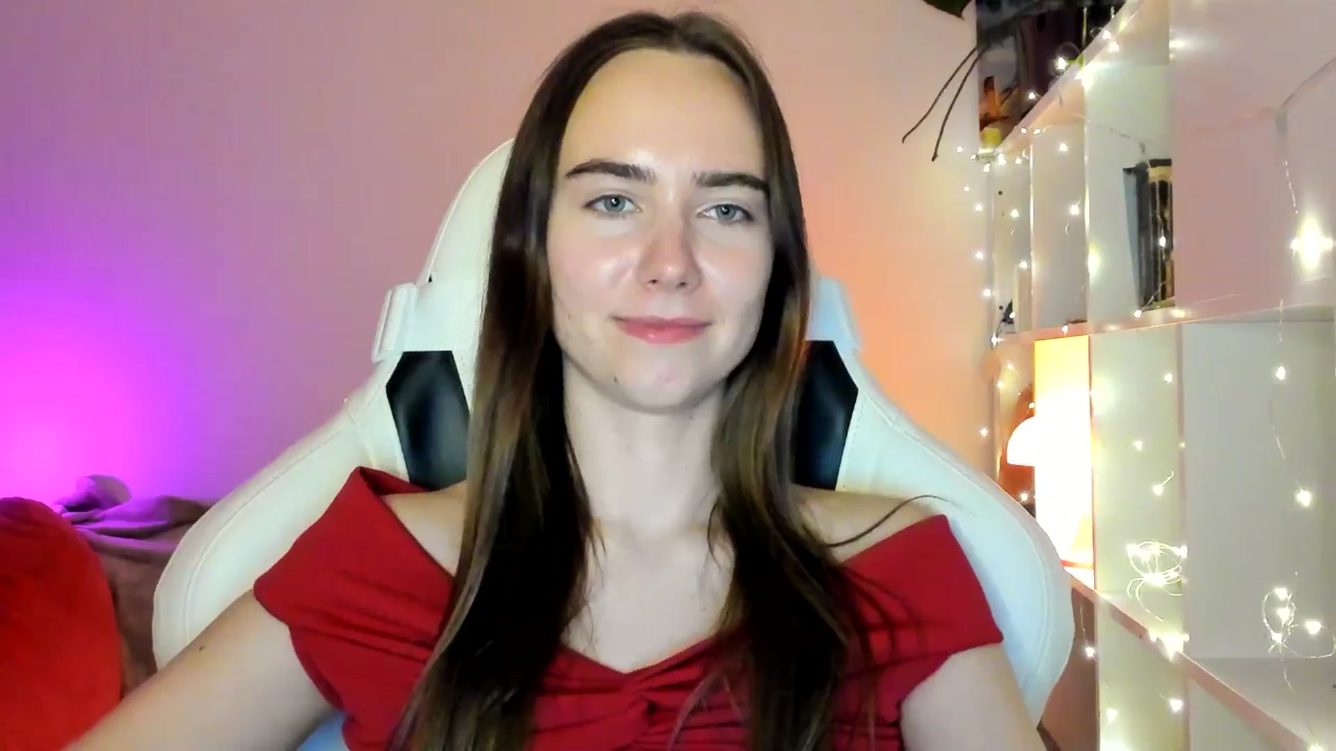 Gallery image thumbnail from OhAlisa's myfreecams stream on, 03/01/2026, 17:33 image 15 of 20