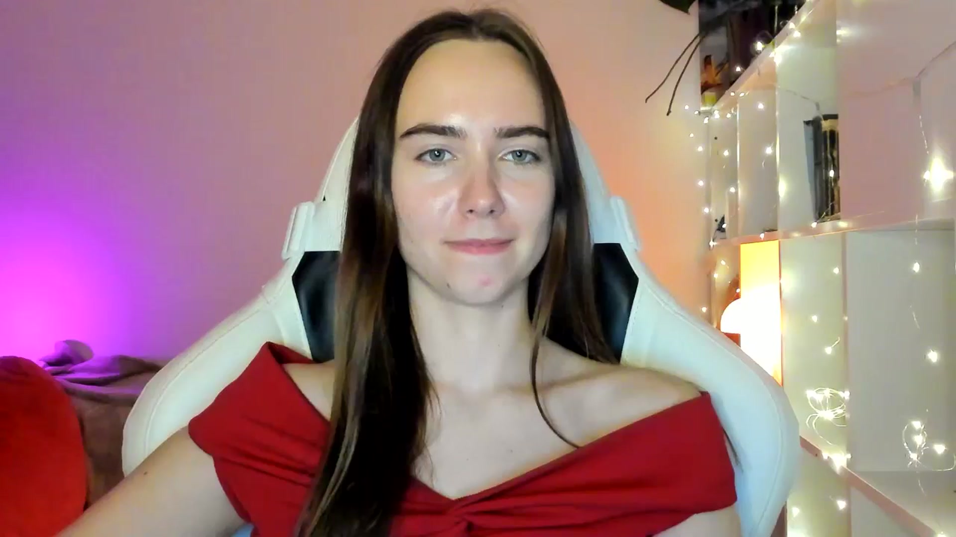 Gallery image thumbnail from OhAlisa's myfreecams stream on, 03/01/2026, 17:33 image 17 of 20