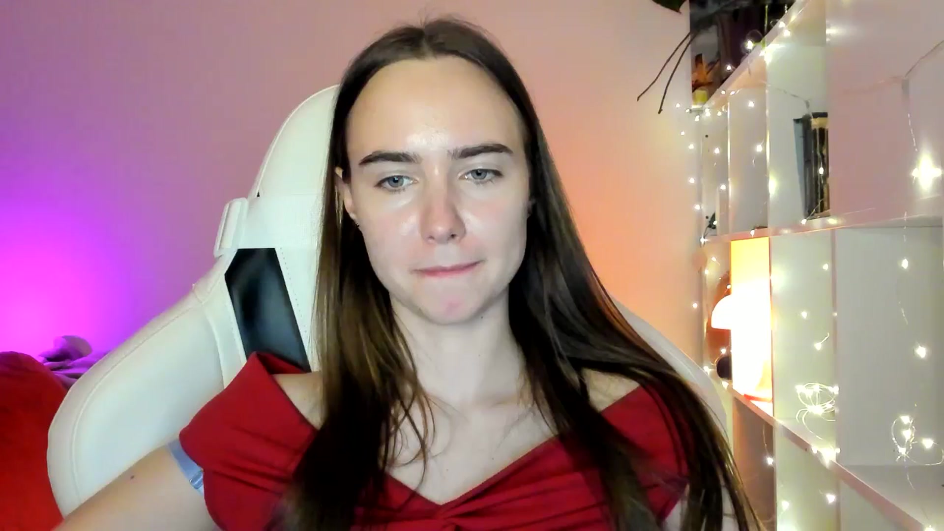 Gallery image thumbnail from OhAlisa's myfreecams stream on, 03/01/2026, 17:33 image 10 of 20