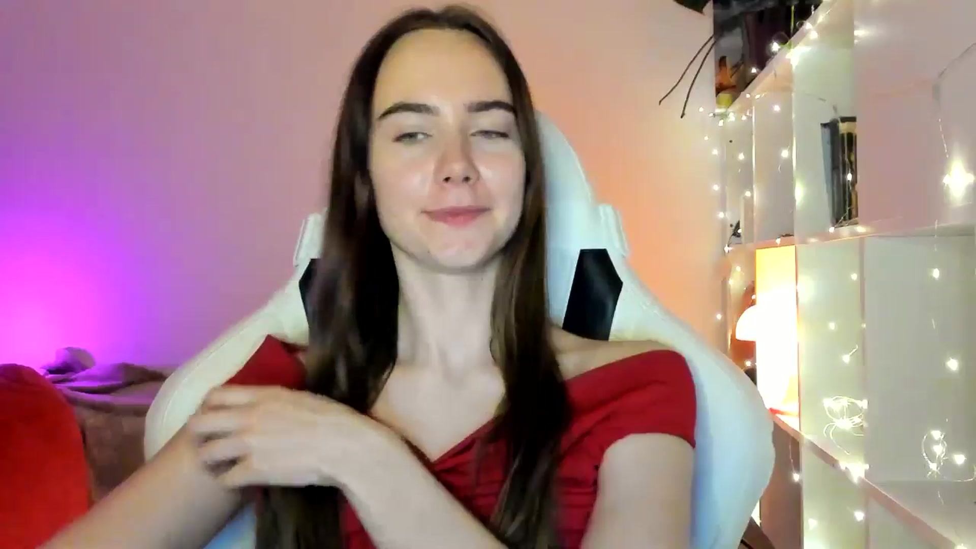 Gallery image thumbnail from OhAlisa's myfreecams stream on, 03/01/2026, 17:33 image 13 of 20
