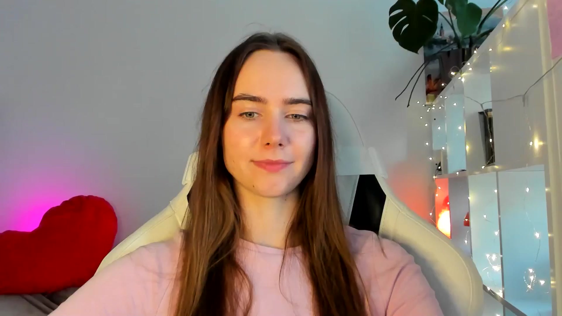 Gallery image thumbnail from OhAlisa's myfreecams stream on, 03/02/2026, 16:37 image 1 of 20