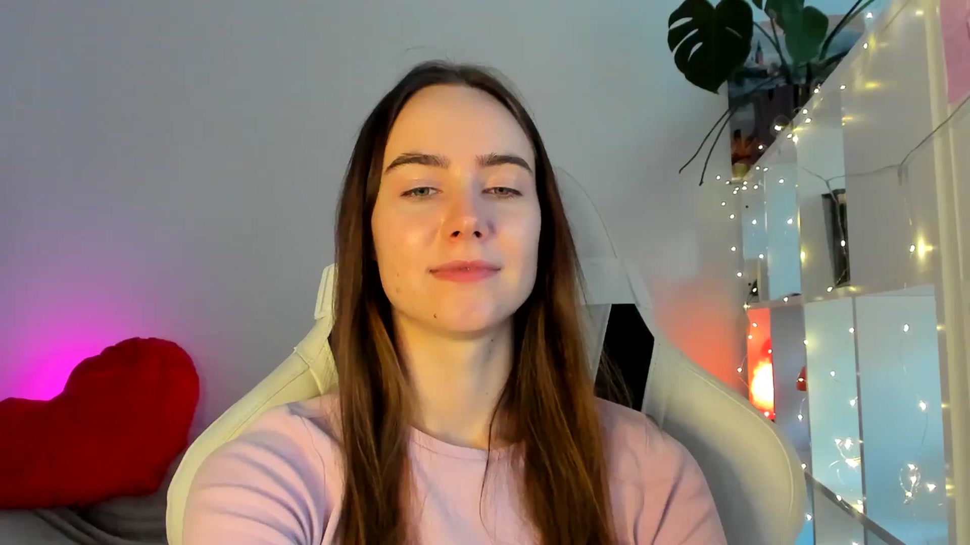 Gallery image thumbnail from OhAlisa's myfreecams stream on, 03/02/2026, 16:37 image 5 of 20