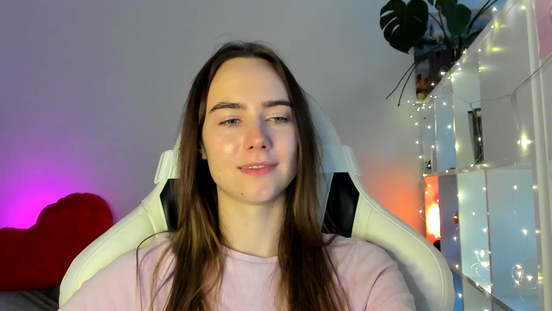 Gallery image thumbnail from OhAlisa's myfreecams stream on, 03/02/2026, 16:37 image 16 of 20