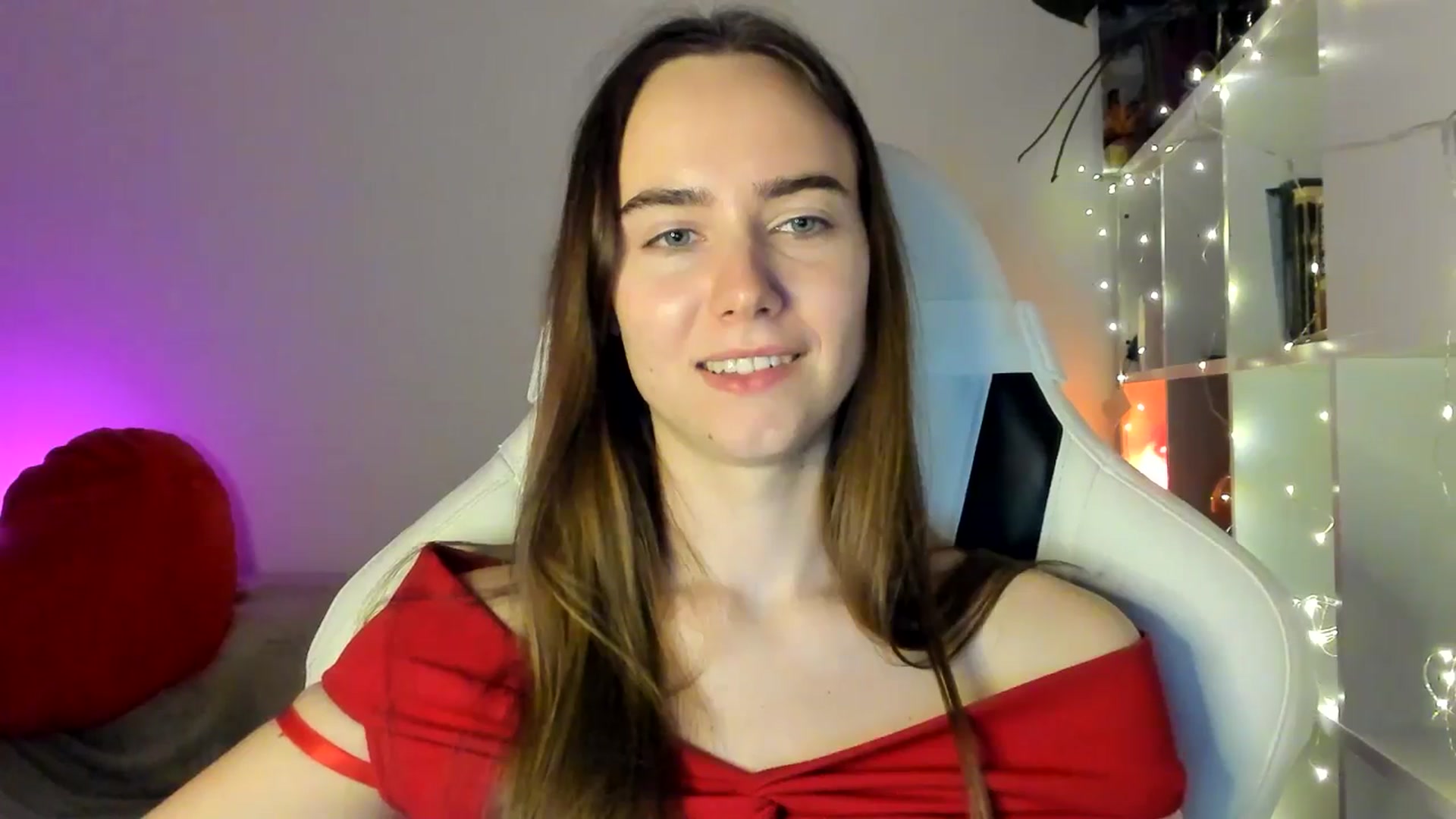 Gallery image thumbnail from OhAlisa's myfreecams stream on, 03/02/2026, 19:55 image 5 of 20
