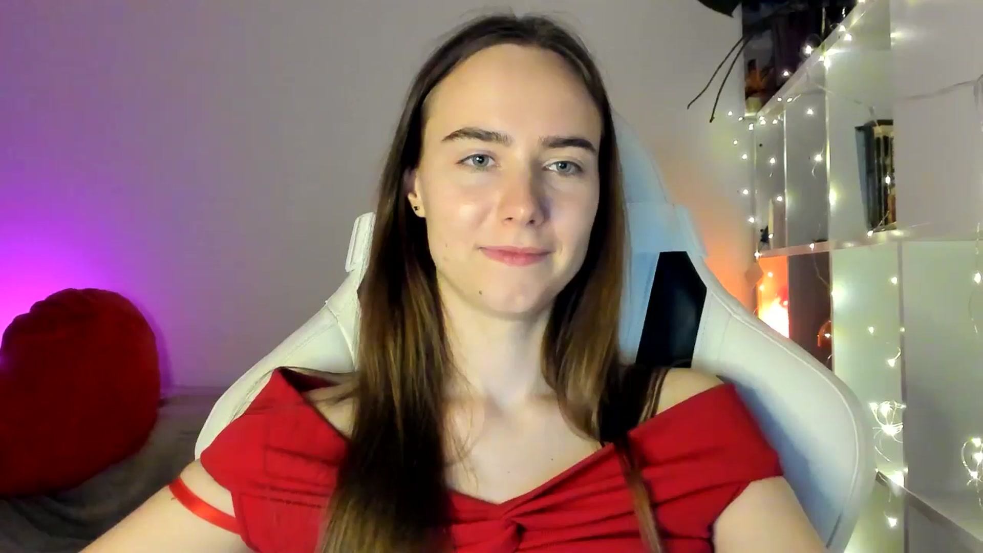 Gallery image thumbnail from OhAlisa's myfreecams stream on, 03/02/2026, 19:55 image 6 of 20