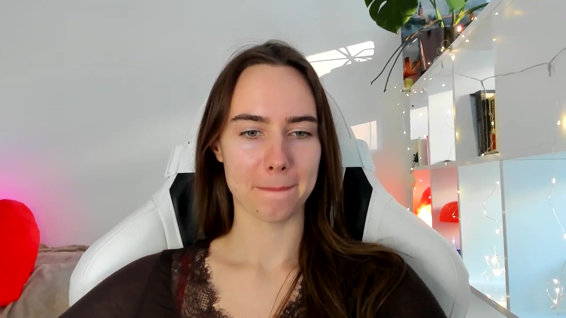 Gallery image thumbnail from OhAlisa's myfreecams stream on, 03/03/2026, 15:45 image 10 of 20