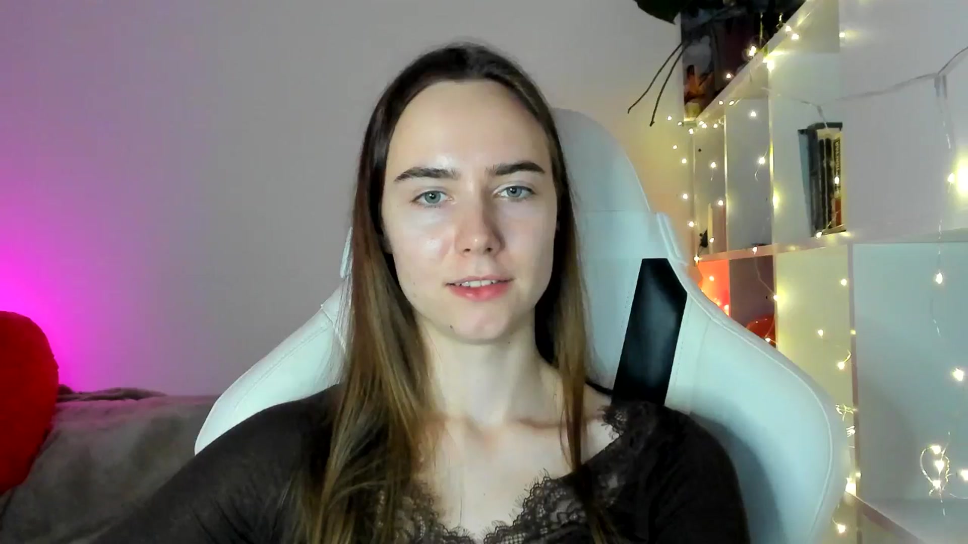 Gallery image thumbnail from OhAlisa's myfreecams stream on, 03/03/2026, 17:08 image 11 of 20