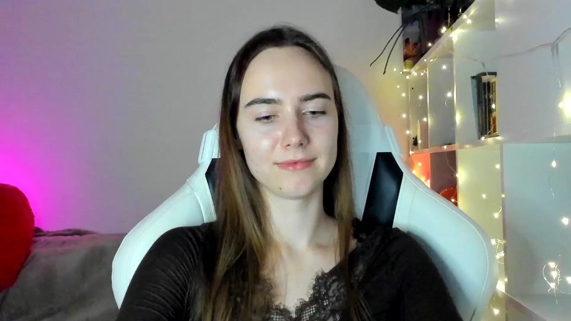 Gallery image thumbnail from OhAlisa's myfreecams stream on, 03/03/2026, 17:08 image 12 of 20