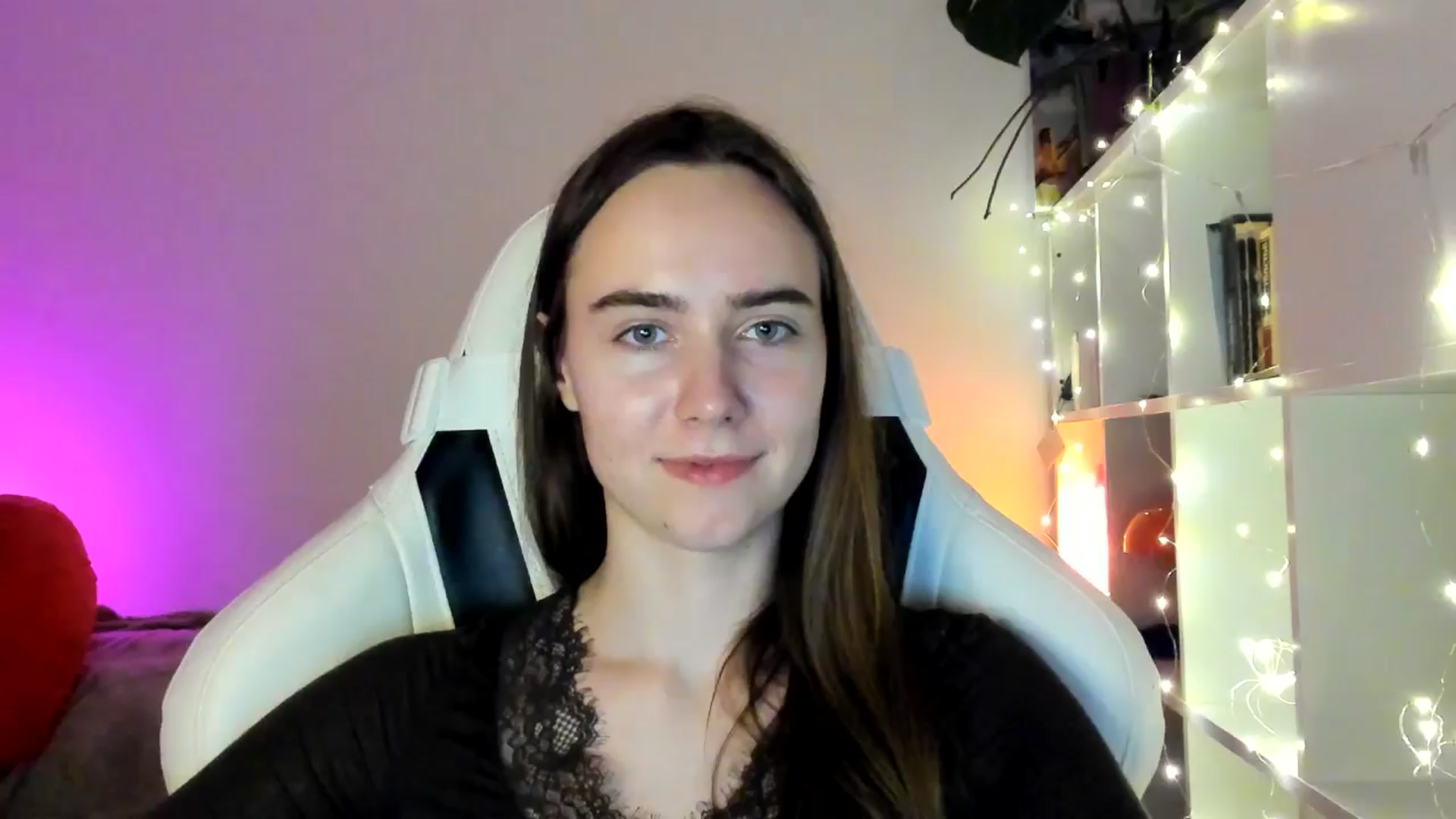 Gallery image thumbnail from OhAlisa's myfreecams stream on, 03/03/2026, 18:14 image 8 of 20