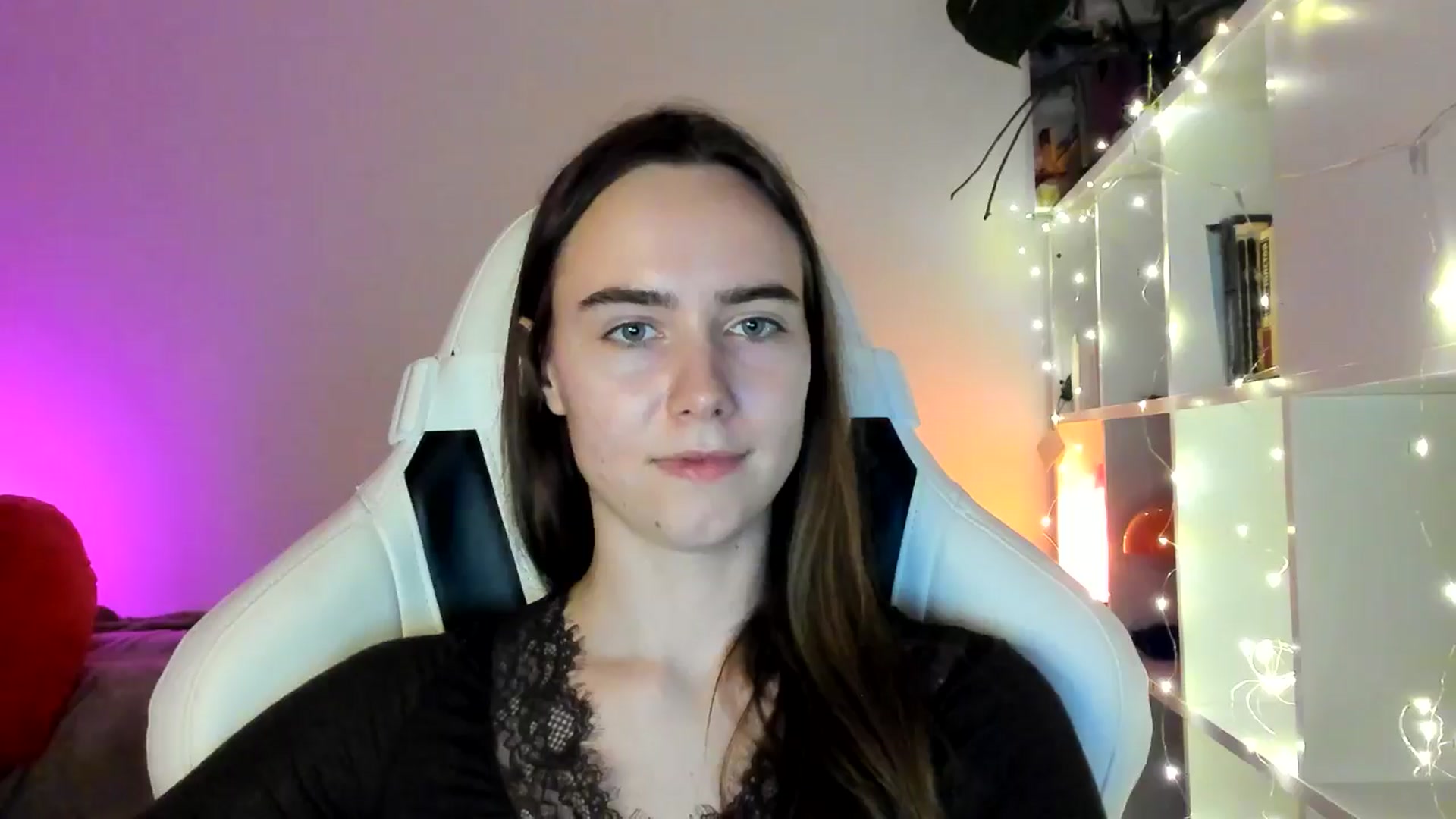 Gallery image thumbnail from OhAlisa's myfreecams stream on, 03/03/2026, 18:14 image 7 of 20