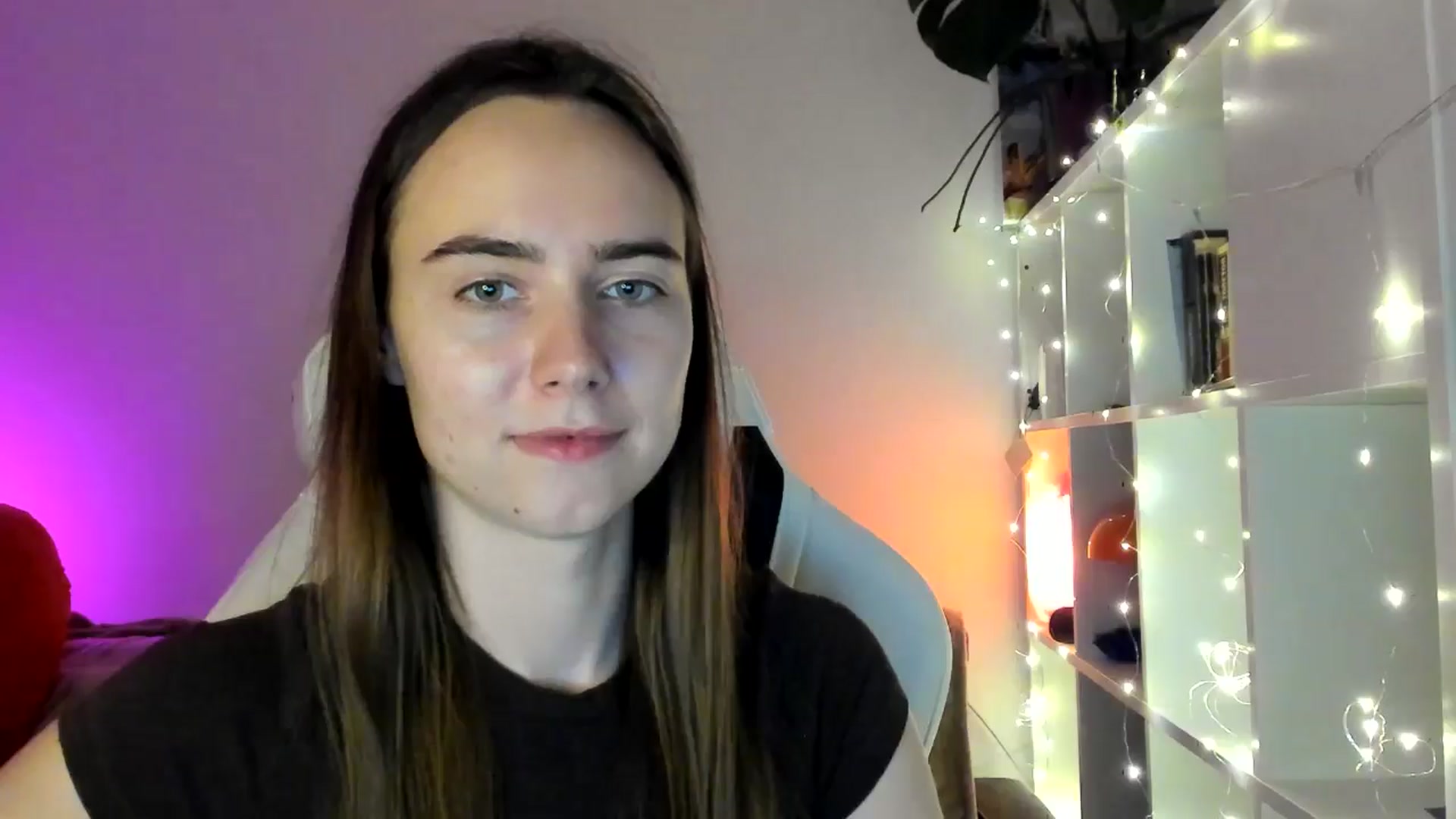 Gallery image thumbnail from OhAlisa's myfreecams stream on, 03/03/2026, 19:19 image 2 of 20