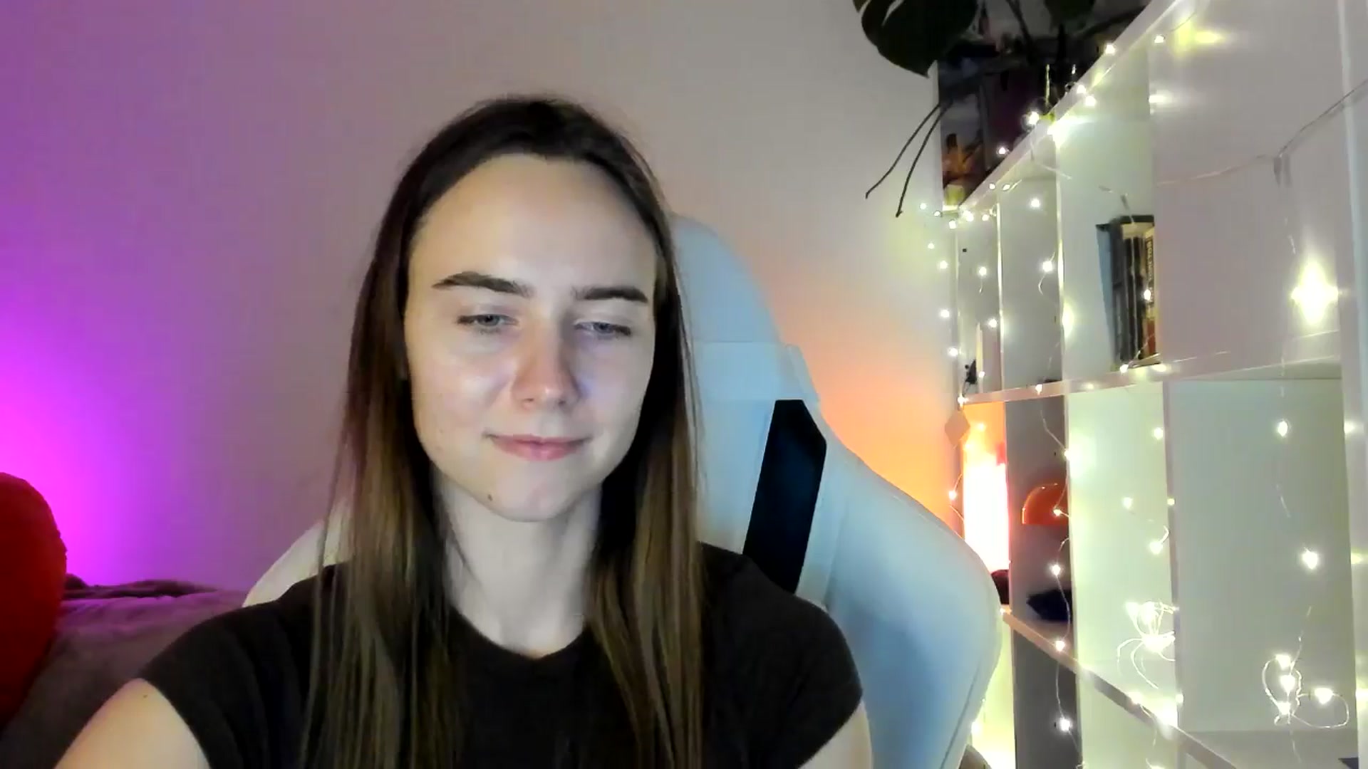 Gallery image thumbnail from OhAlisa's myfreecams stream on, 03/03/2026, 19:19 image 10 of 20