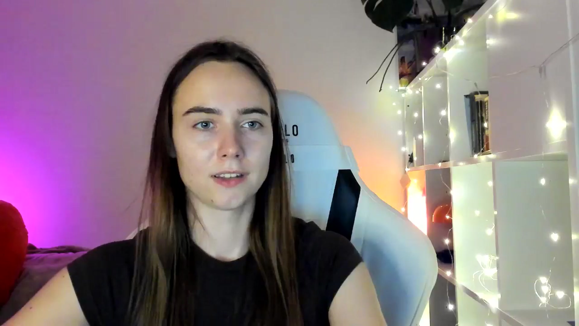 Gallery image thumbnail from OhAlisa's myfreecams stream on, 03/03/2026, 19:19 image 13 of 20
