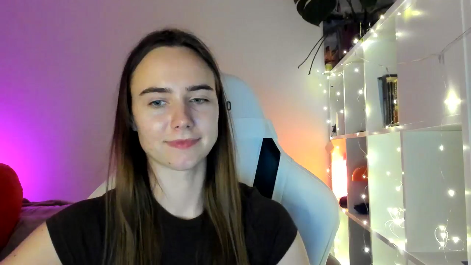 Gallery image thumbnail from OhAlisa's myfreecams stream on, 03/03/2026, 19:19 image 12 of 20