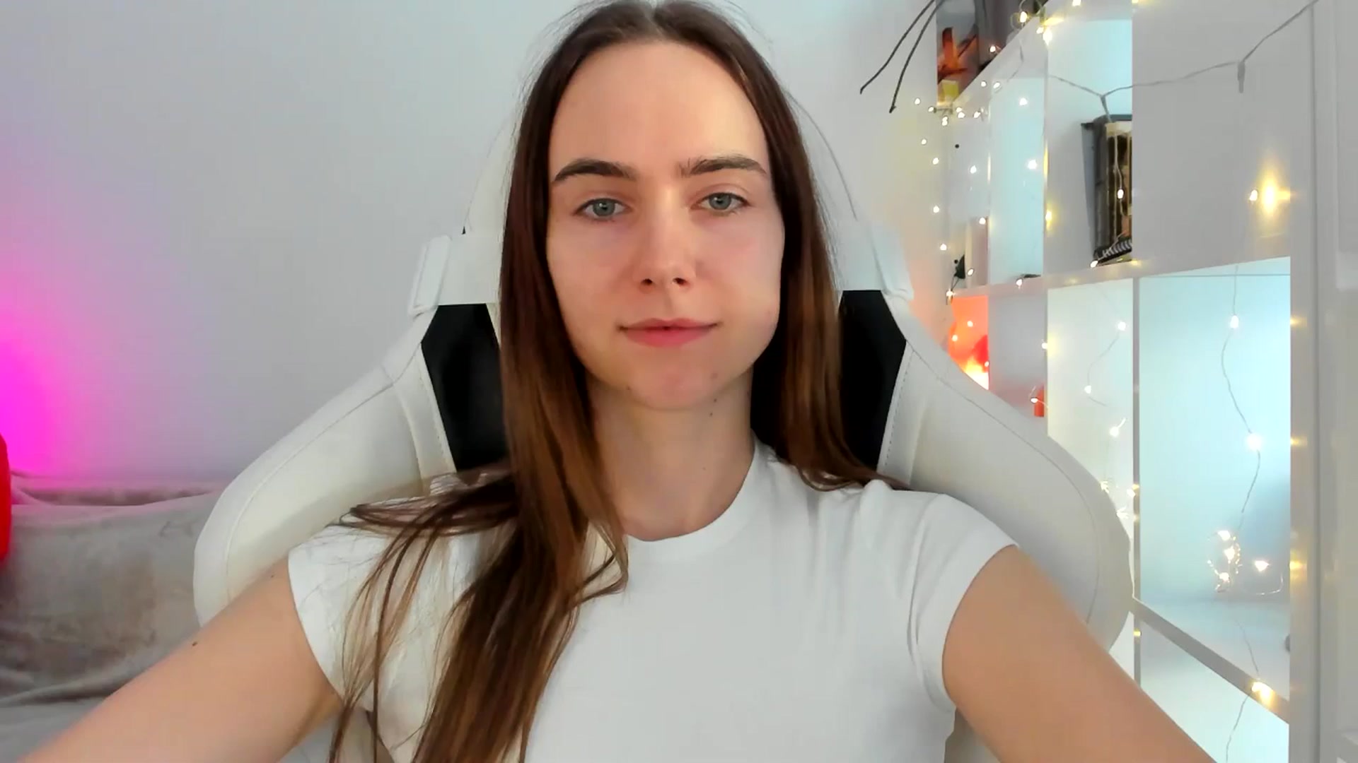 Gallery image thumbnail from OhAlisa's myfreecams stream on, 03/05/2026, 15:26 image 9 of 20