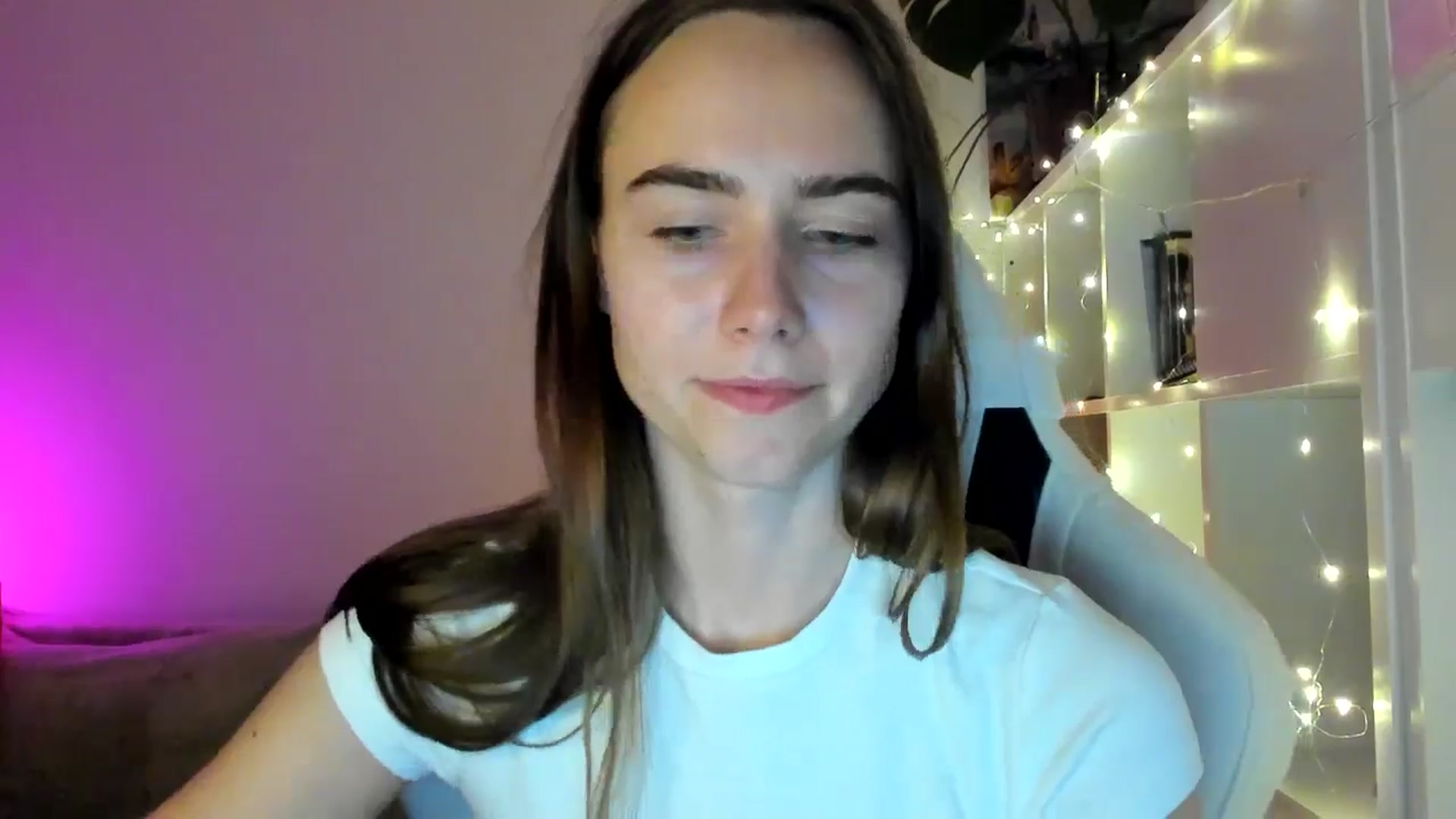 Gallery image thumbnail from OhAlisa's myfreecams stream on, 03/05/2026, 17:18 image 17 of 20