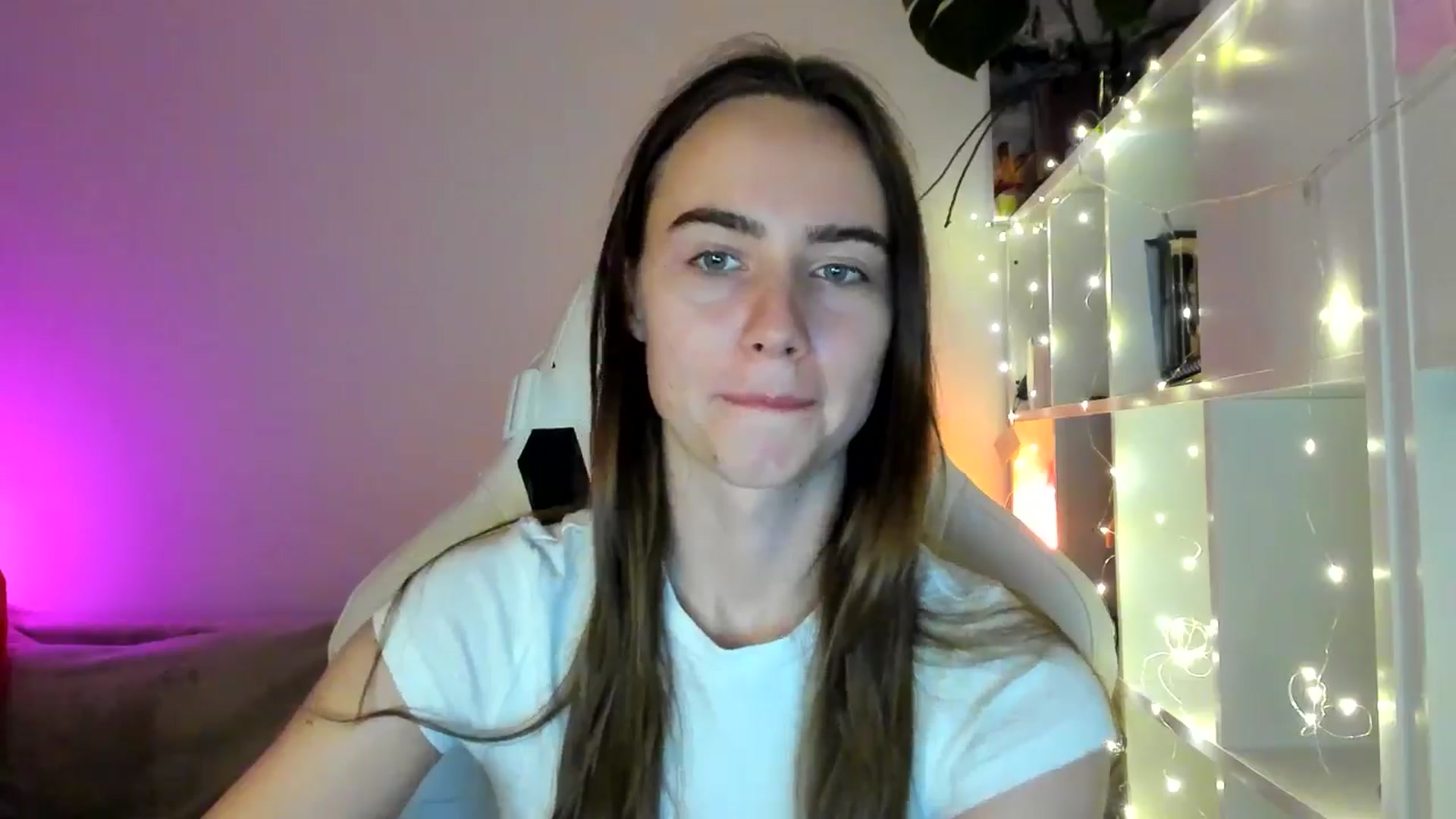 Gallery image thumbnail from OhAlisa's myfreecams stream on, 03/05/2026, 17:18 image 3 of 20