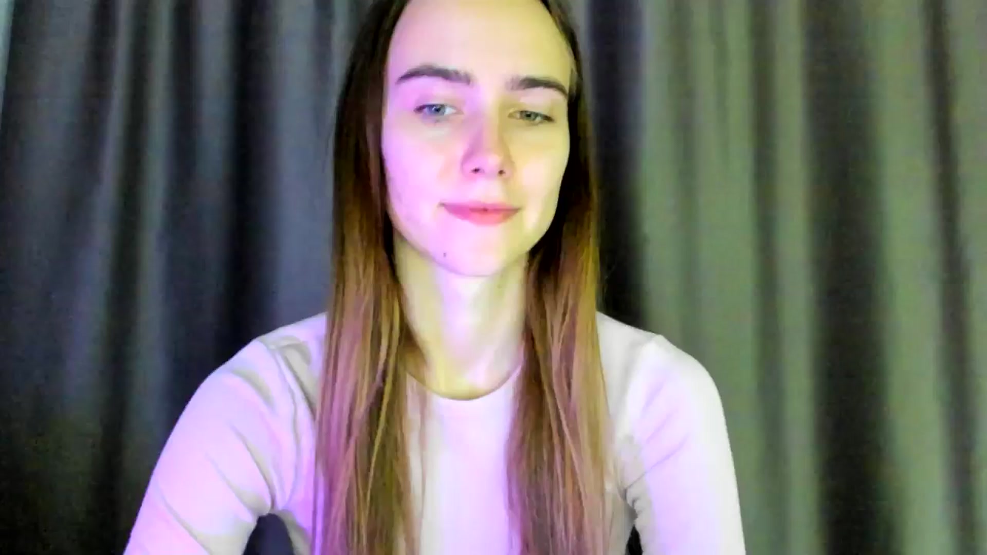 Gallery image thumbnail from OhAlisa's myfreecams stream on, 04/06/2026, 17:21 image 4 of 20
