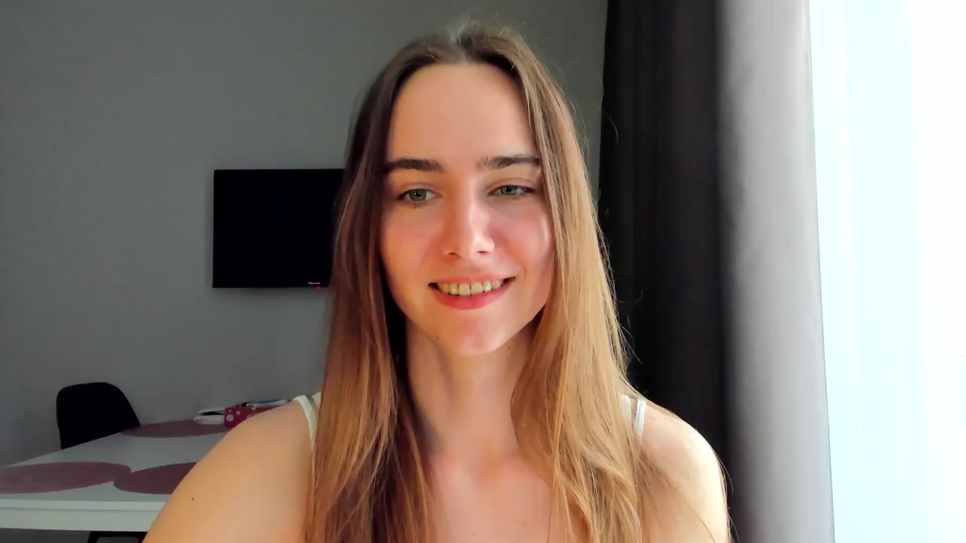 Gallery image thumbnail from OhAlisa's myfreecams stream on, 04/16/2026, 12:07 image 4 of 20