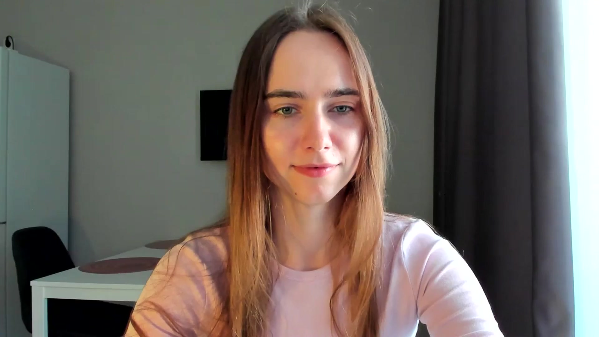 Gallery image thumbnail from OhAlisa's myfreecams stream on, 04/17/2026, 15:30 image 14 of 20