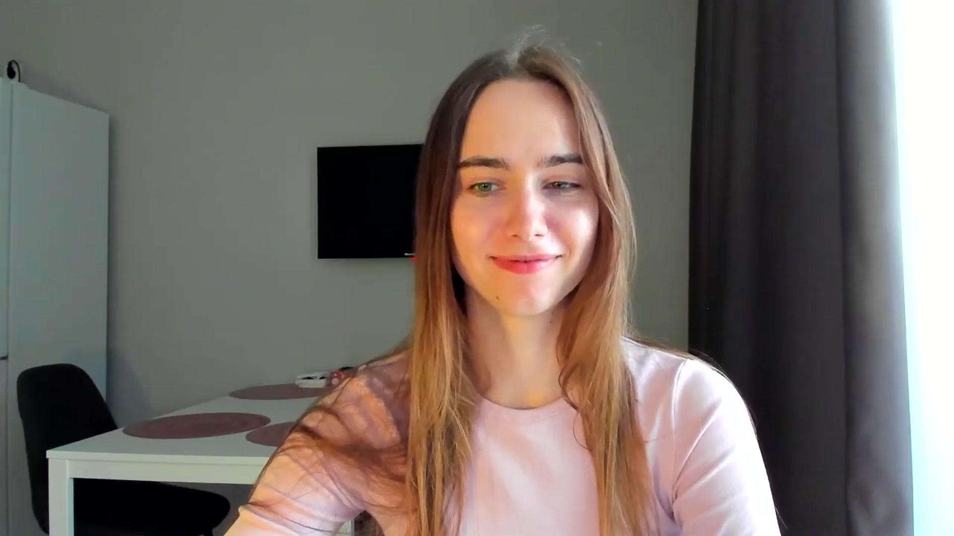 Gallery image thumbnail from OhAlisa's myfreecams stream on, 04/17/2026, 15:30 image 8 of 20