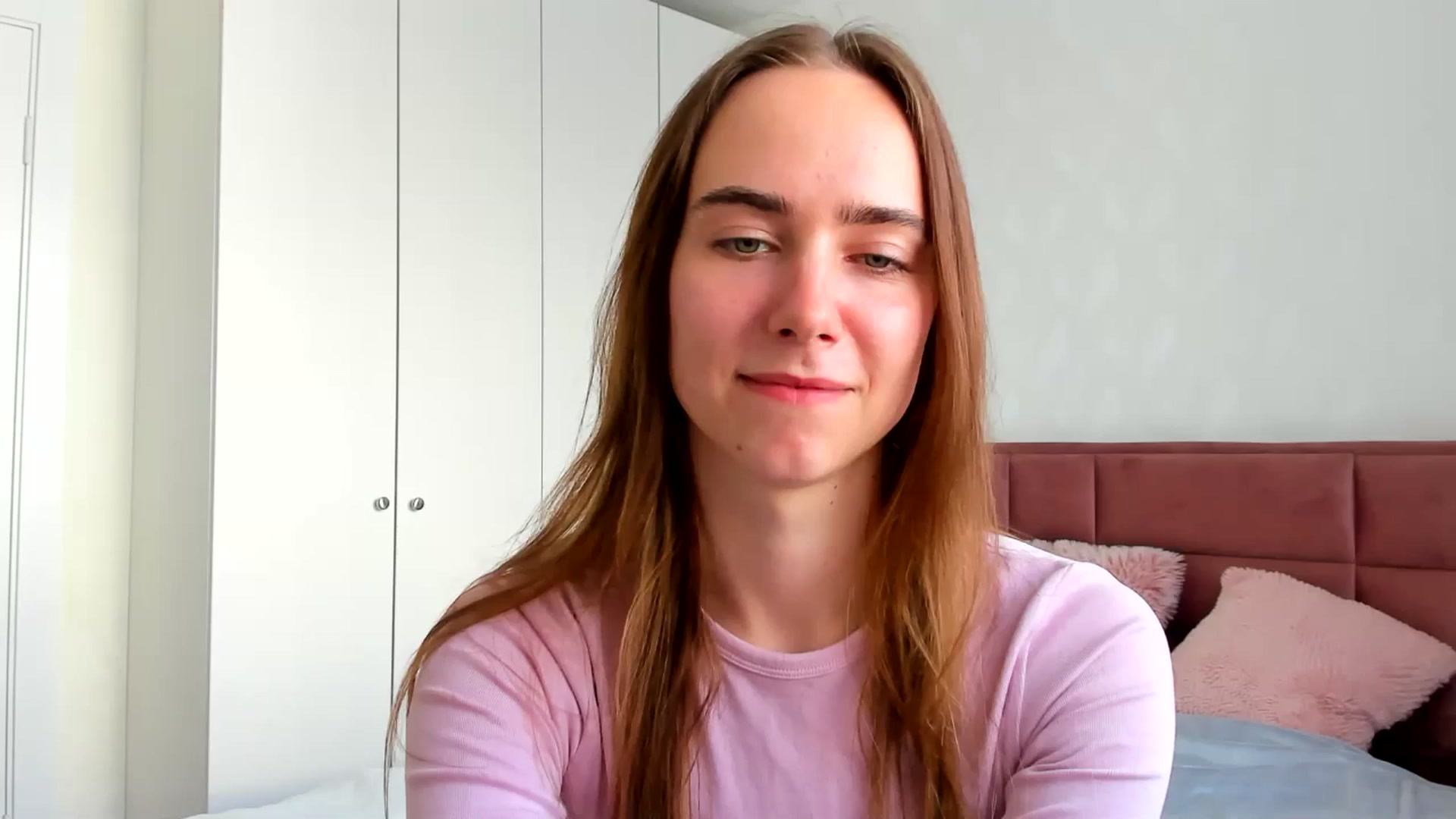 Gallery image thumbnail from OhAlisa's myfreecams stream on, 05/05/2026, 14:41 image 19 of 20