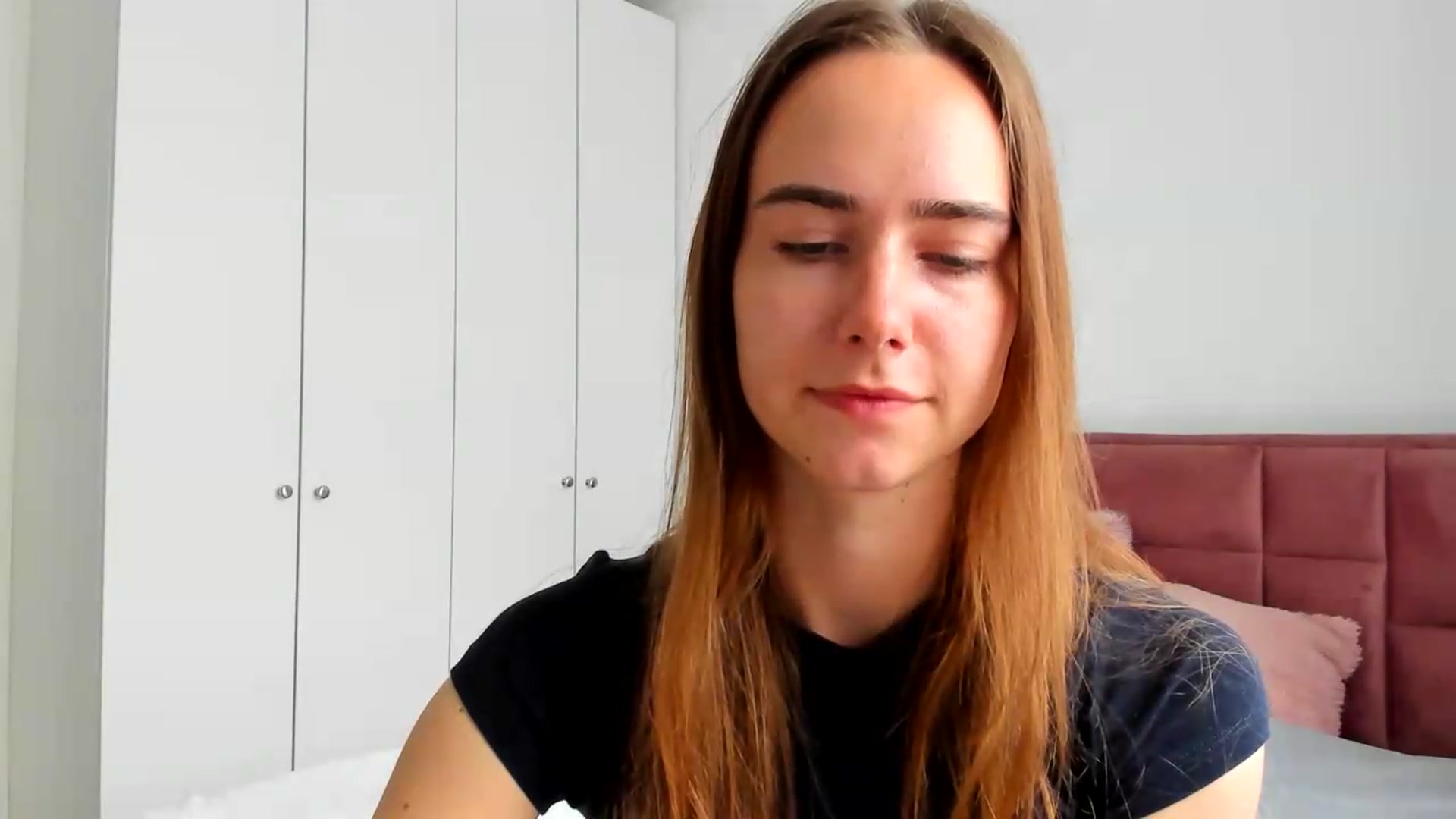 Gallery image thumbnail from OhAlisa's myfreecams stream on, 05/13/2026, 11:19 image 15 of 20