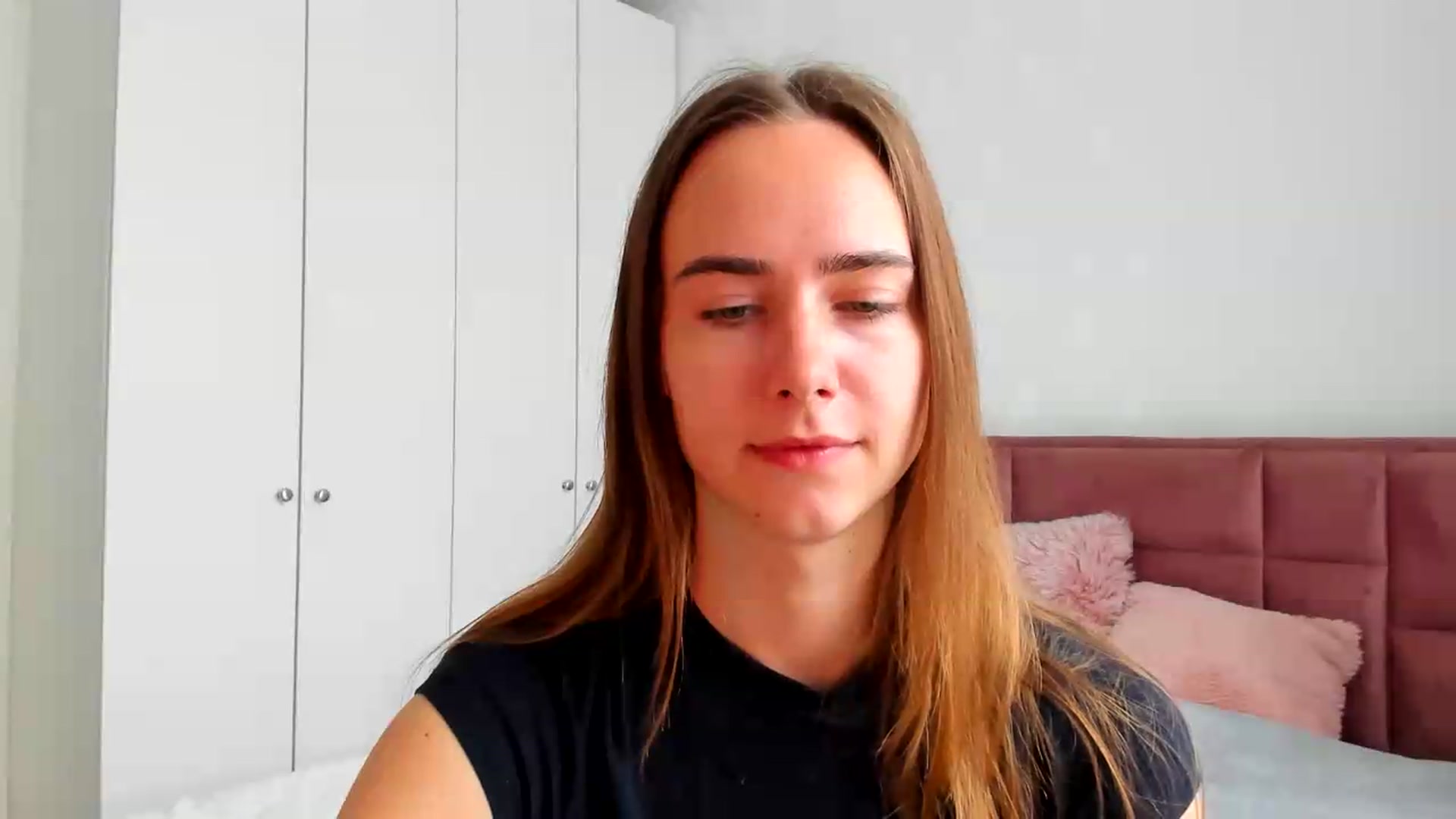 Gallery image thumbnail from OhAlisa's myfreecams stream on, 05/13/2026, 11:19 image 8 of 20