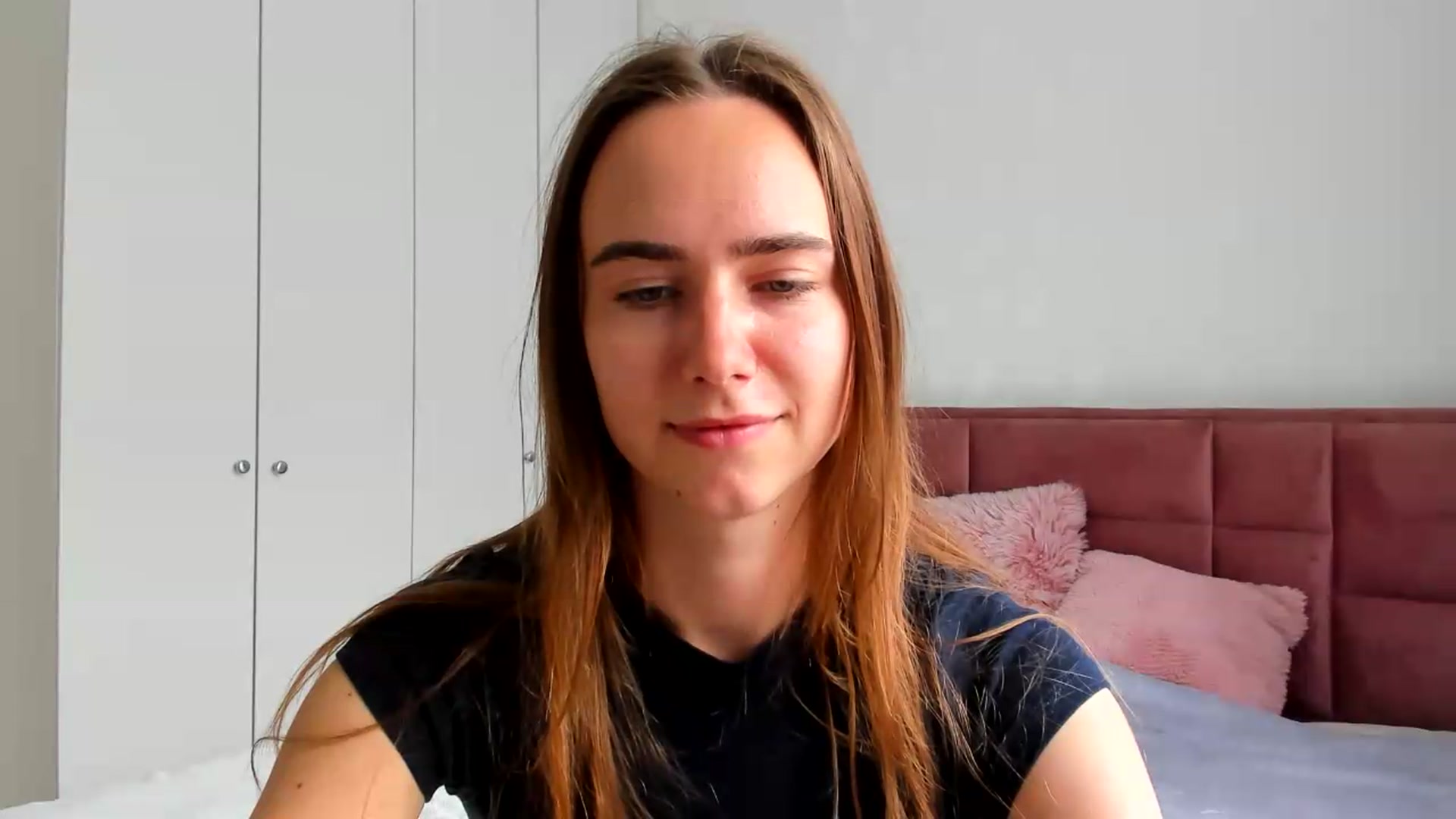 Gallery image thumbnail from OhAlisa's myfreecams stream on, 05/13/2026, 12:39 image 5 of 20