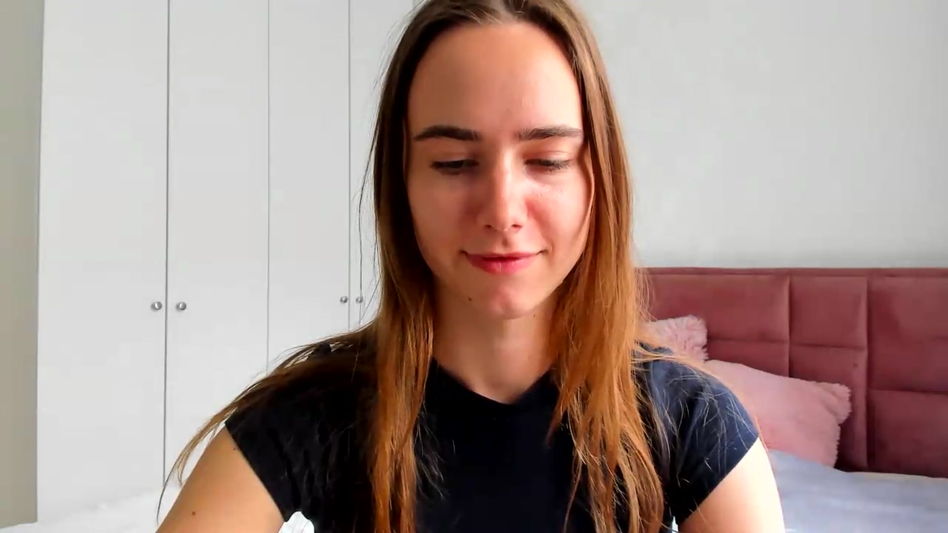 Gallery image thumbnail from OhAlisa's myfreecams stream on, 05/13/2026, 12:39 image 2 of 20