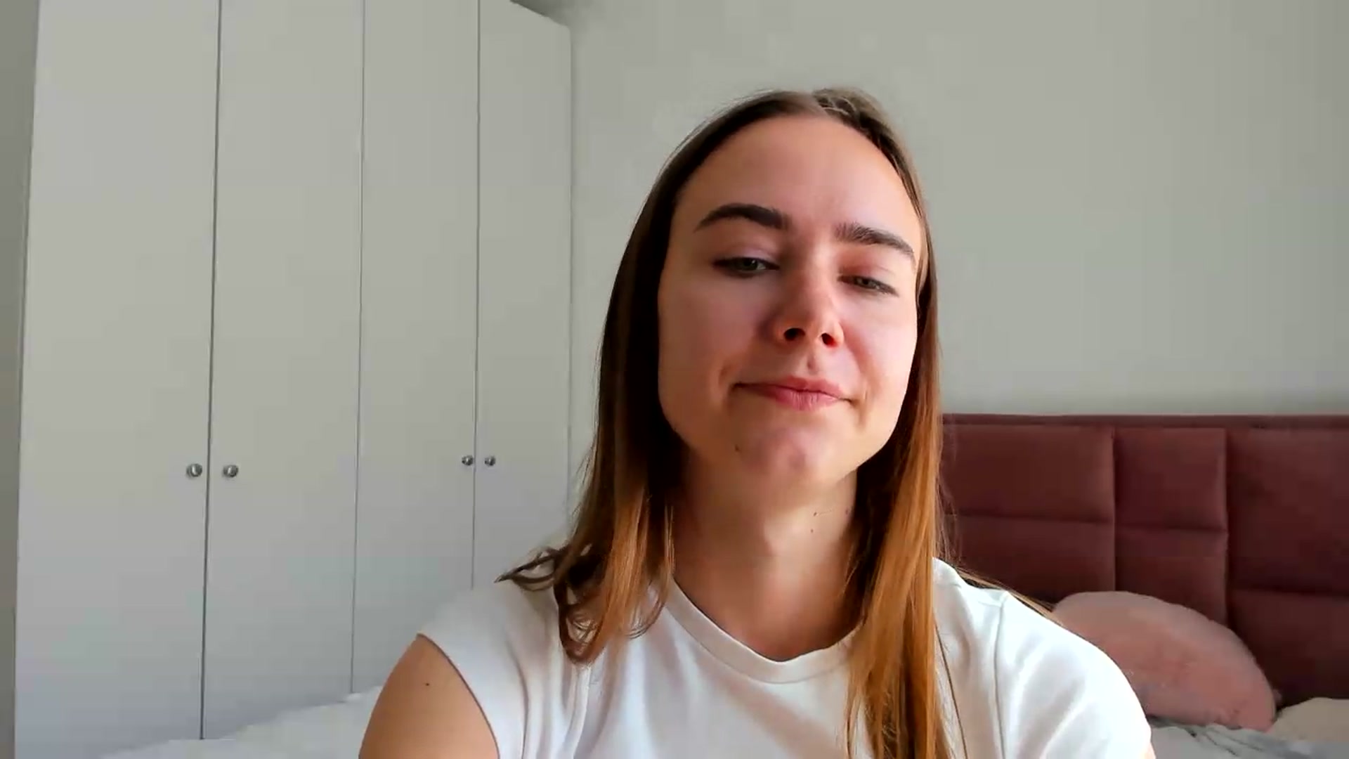 Gallery image thumbnail from OhAlisa's myfreecams stream on, 05/16/2026, 08:41 image 10 of 20