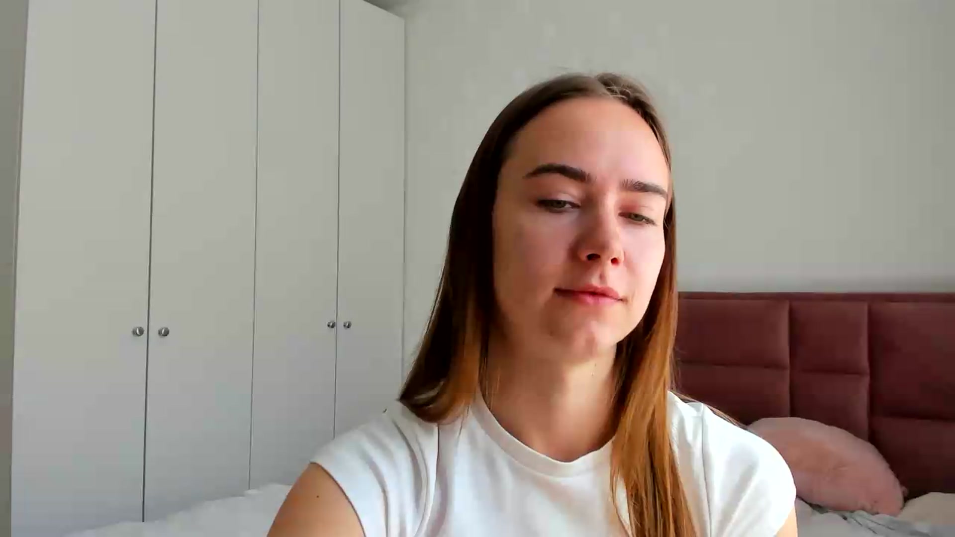 Gallery image thumbnail from OhAlisa's myfreecams stream on, 05/16/2026, 08:41 image 8 of 20