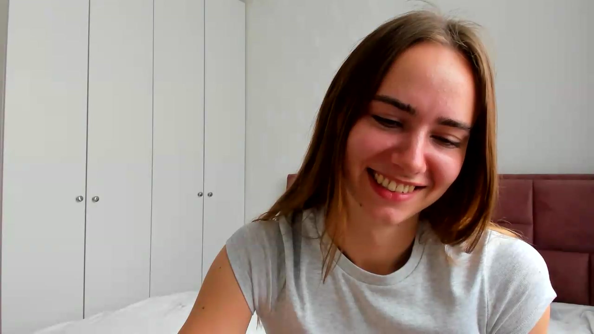 Gallery image thumbnail from OhAlisa's myfreecams stream on, 05/18/2026, 14:33 image 10 of 20