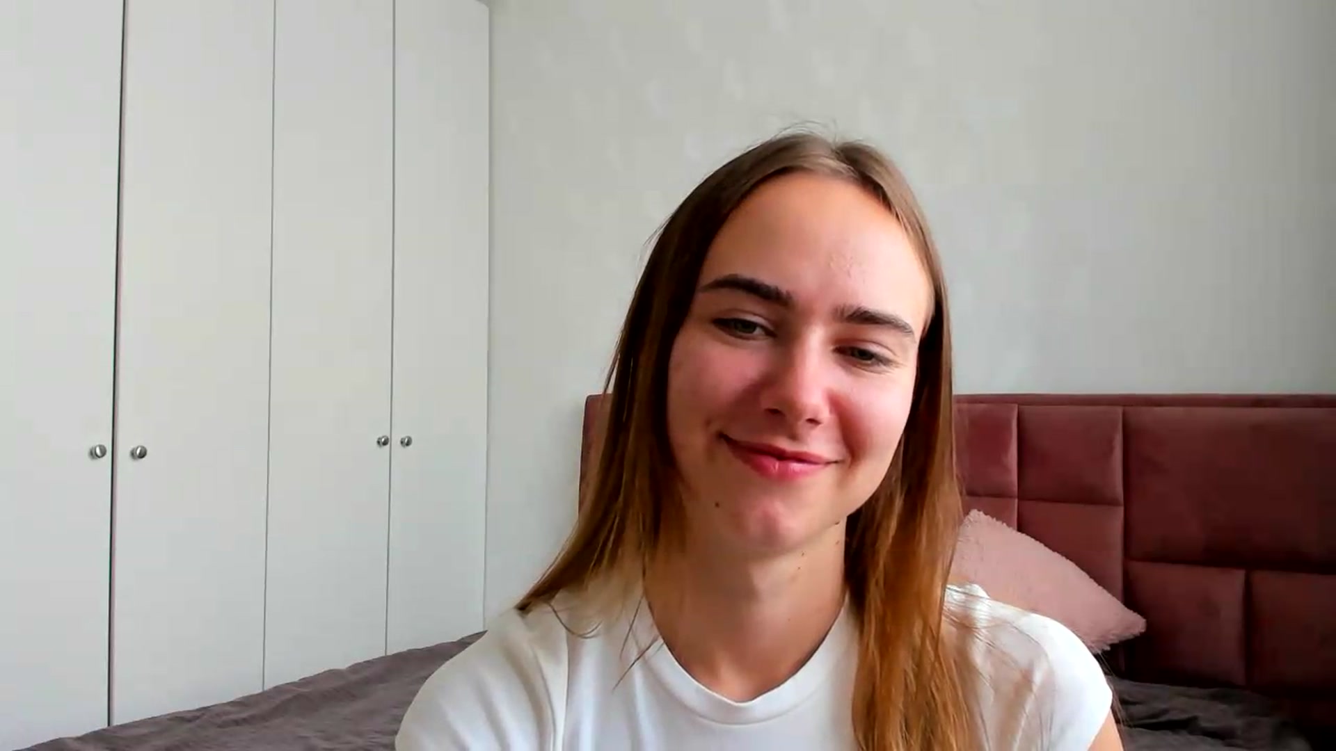 Gallery image thumbnail from OhAlisa's myfreecams stream on, 05/25/2026, 13:52 image 10 of 20
